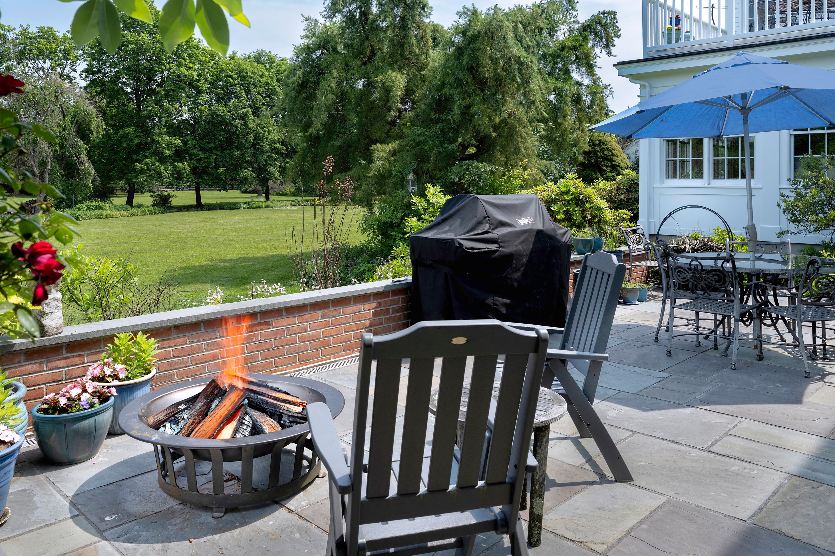  Gracefully Expanded Colonial Home on Picture-Perfect Grounds - 物件實景