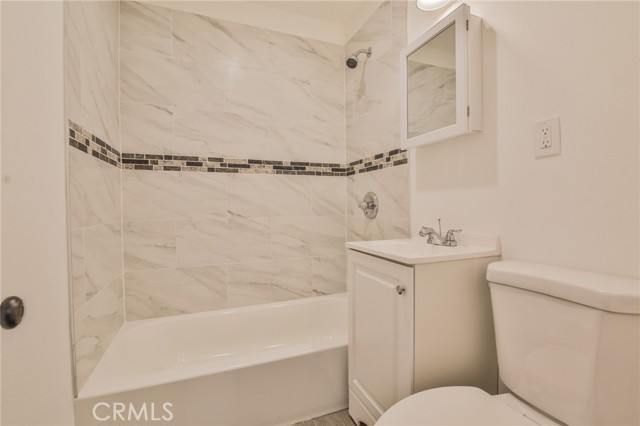 Los Angeles, California, 90061, United States, 2 Bedrooms Bedrooms, ,2 BathroomsBathrooms,Residential,For Sale,2000057