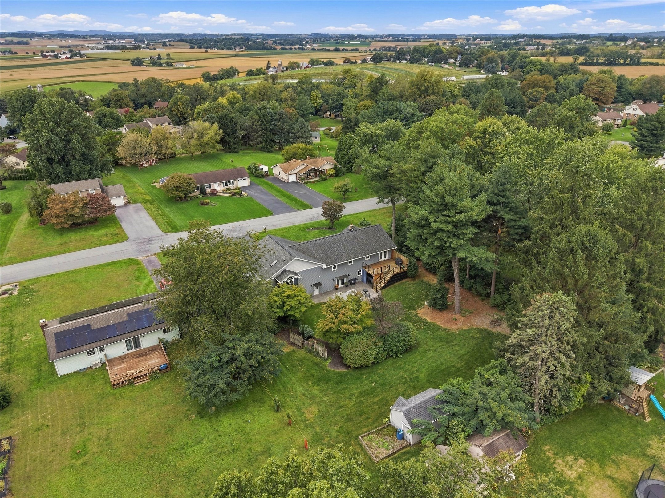  207 Weaver Dr, Lititz, PA 17543 - 物件實景
