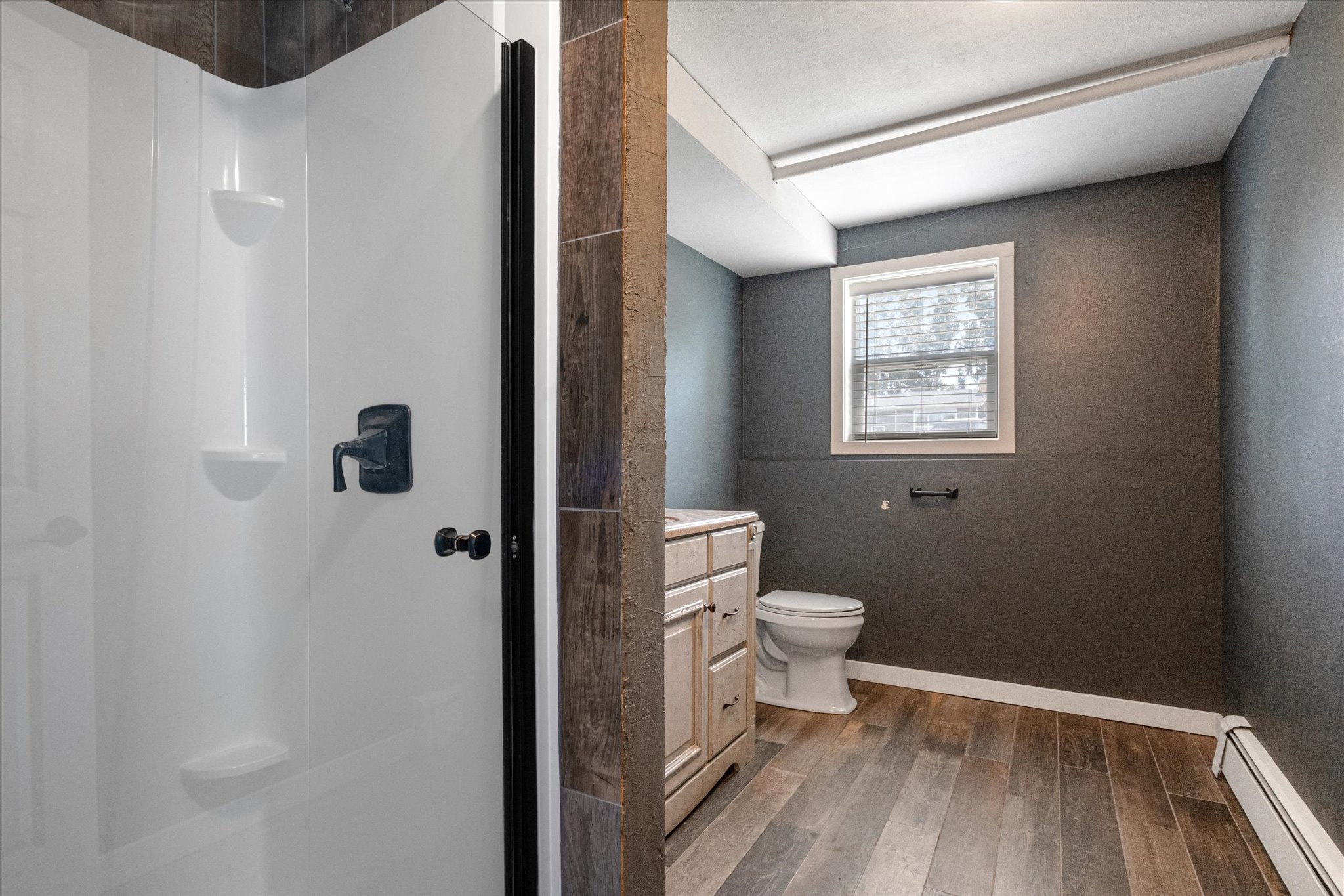 Helena, Montana, 59602, United States, 4 Bedrooms Bedrooms, ,2 BathroomsBathrooms,Residential,For Sale,1875108