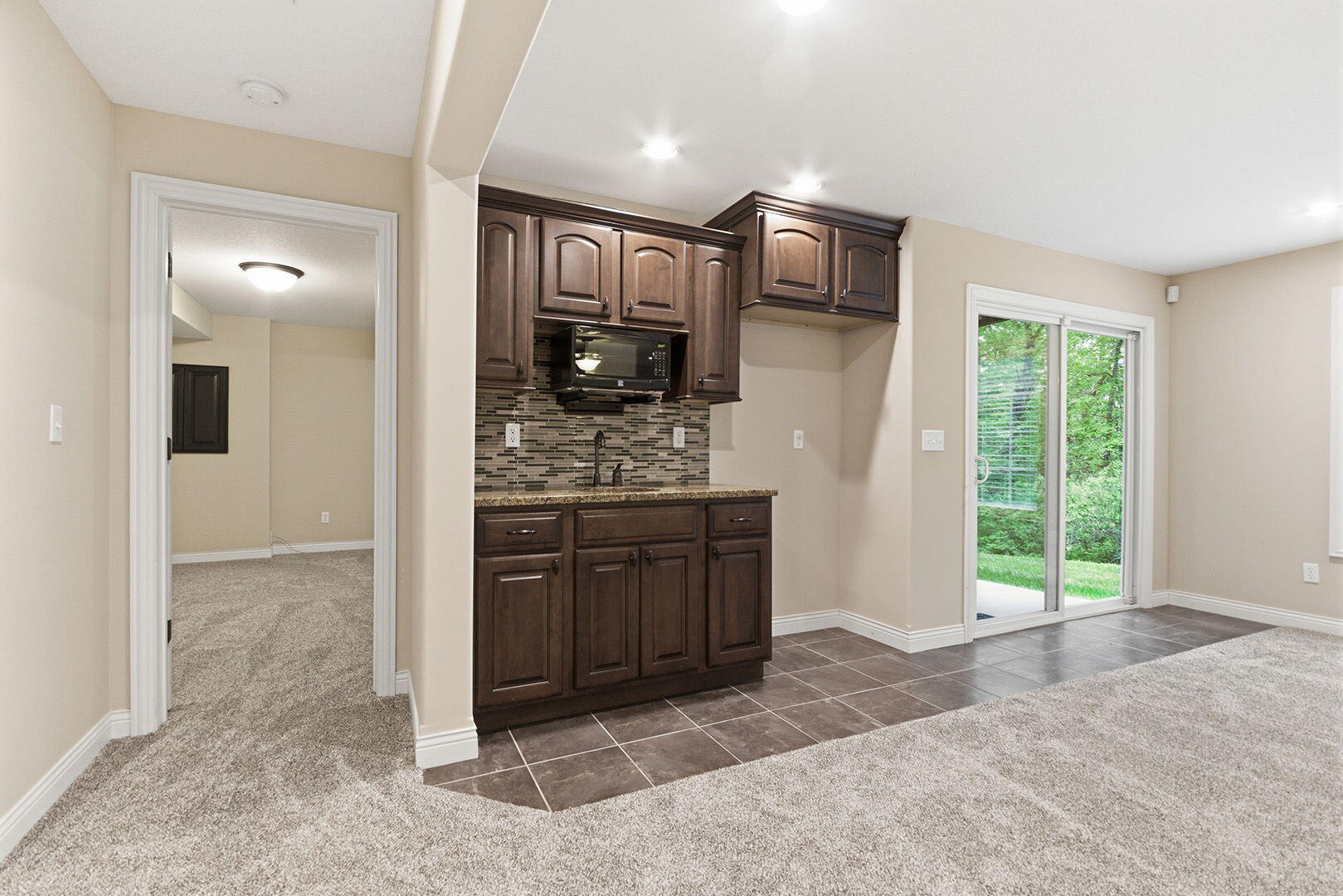 COLUMBIA, Missouri, 65203, United States, 5 Bedrooms Bedrooms, ,3 BathroomsBathrooms,Residential,For Sale,2023724