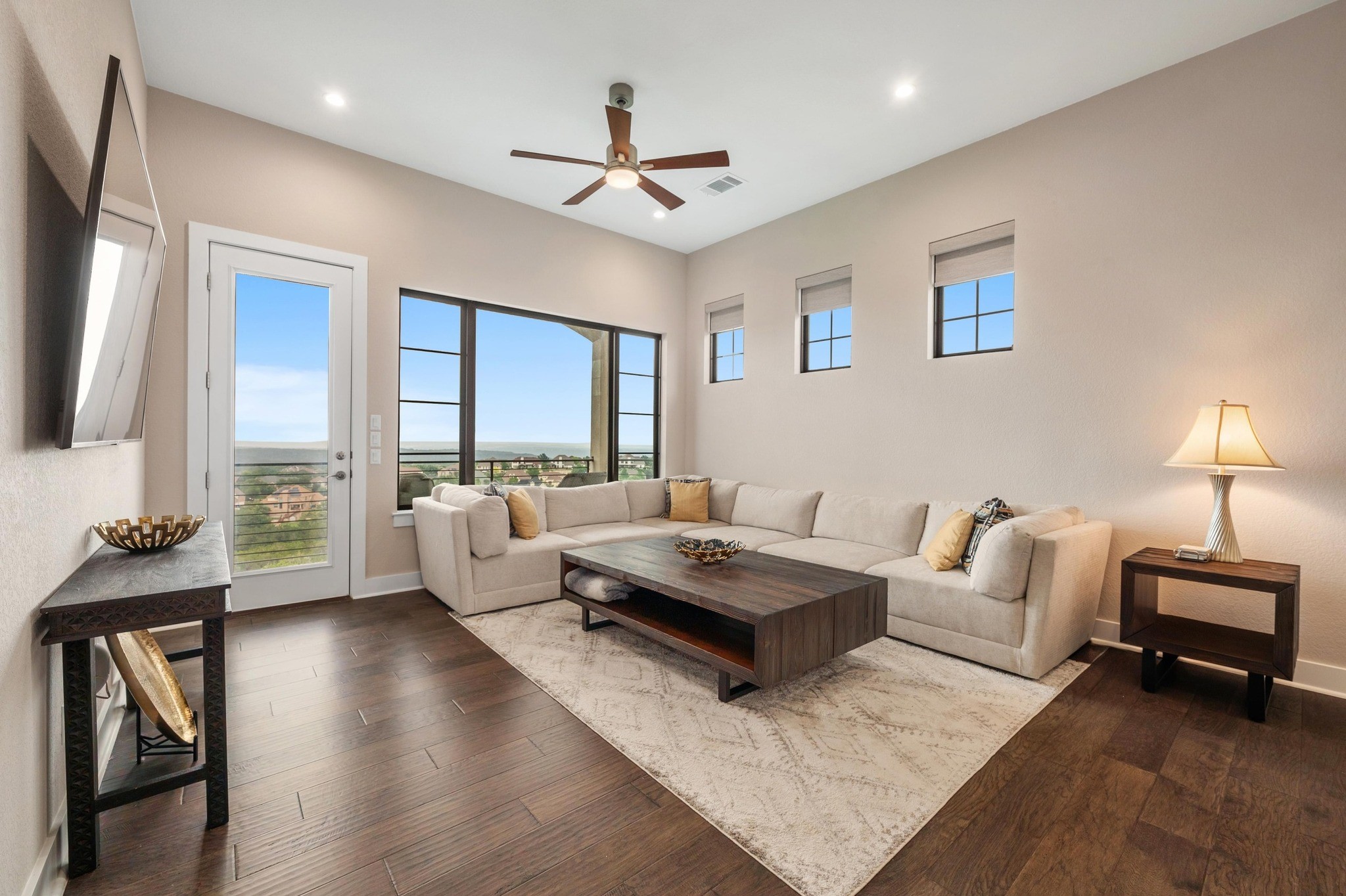 Austin, Texas, 78738, United States, 3 Bedrooms Bedrooms, ,3 BathroomsBathrooms,Residential,For Sale,1907781