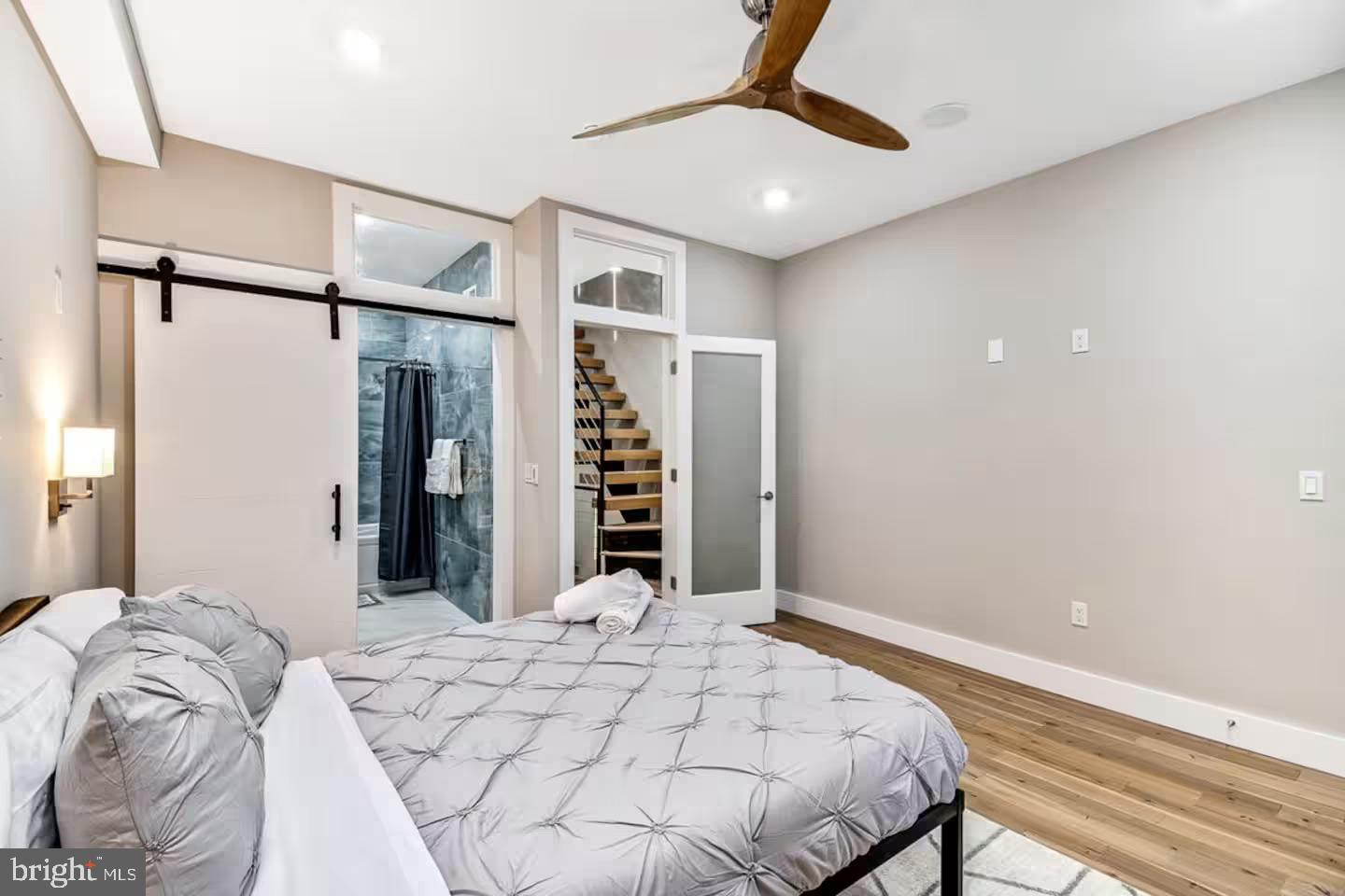 Philadelphia, Pennsylvania, 19146, United States, 4 Bedrooms Bedrooms, ,4 BathroomsBathrooms,Residential,For Sale,1877364