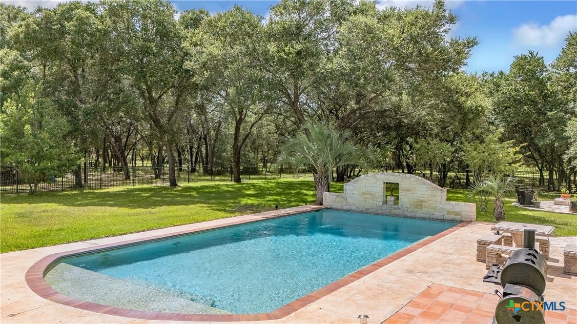 Inez, Texas, 77968, United States, 5 Bedrooms Bedrooms, ,6 BathroomsBathrooms,Residential,For Sale,1895563
