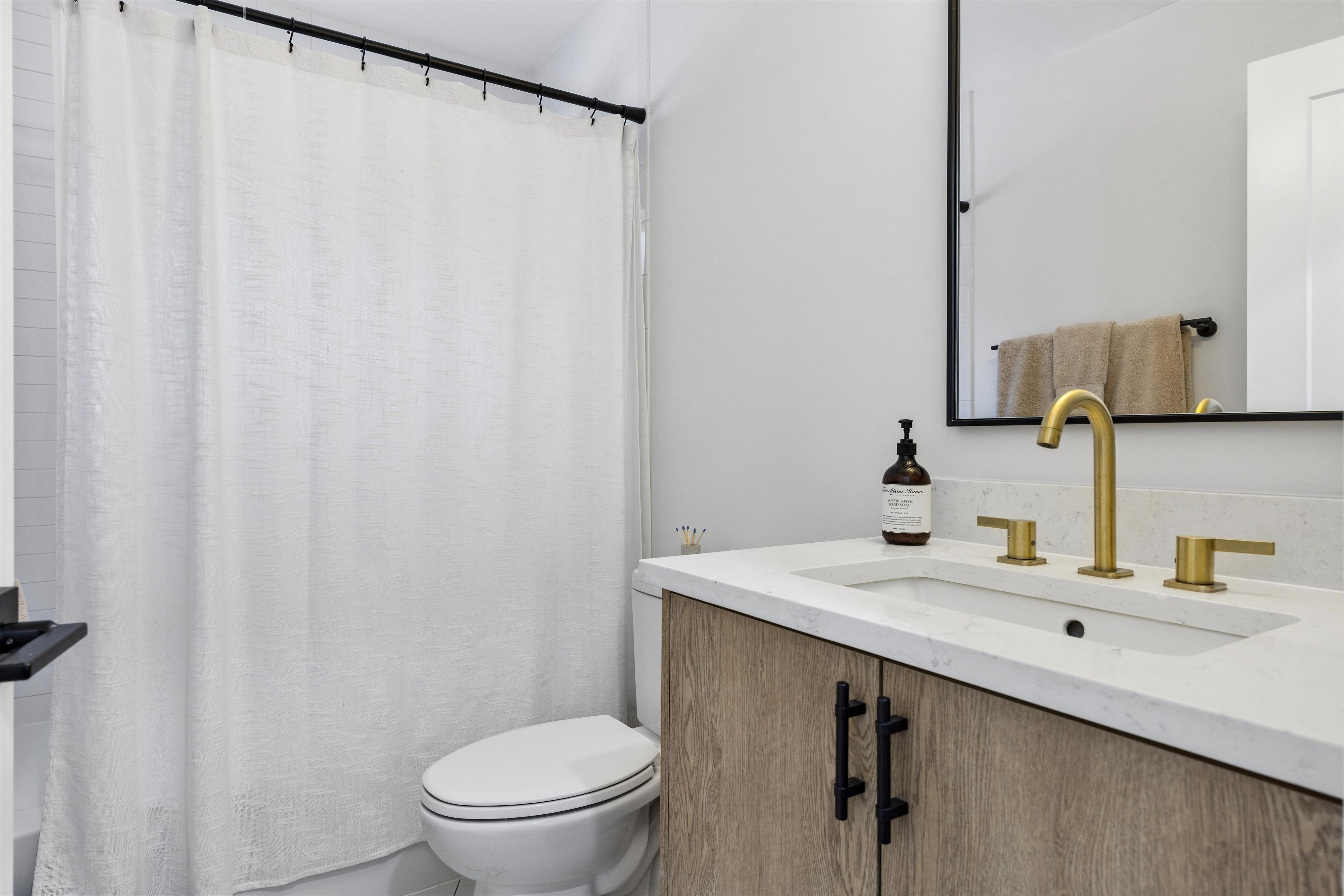  Beautifully renovated-perfect blend of modern functionality, thoughtful design - 物件實景