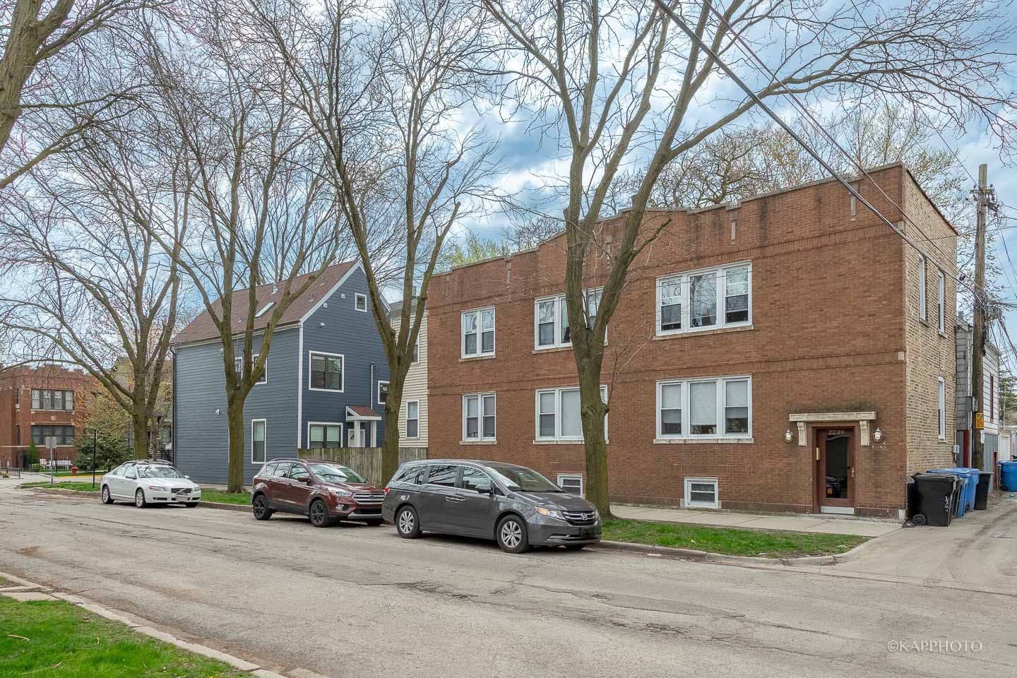 Chicago, Illinois, 60618, United States, 9 Bedrooms Bedrooms, ,Residential,For Sale,1977178