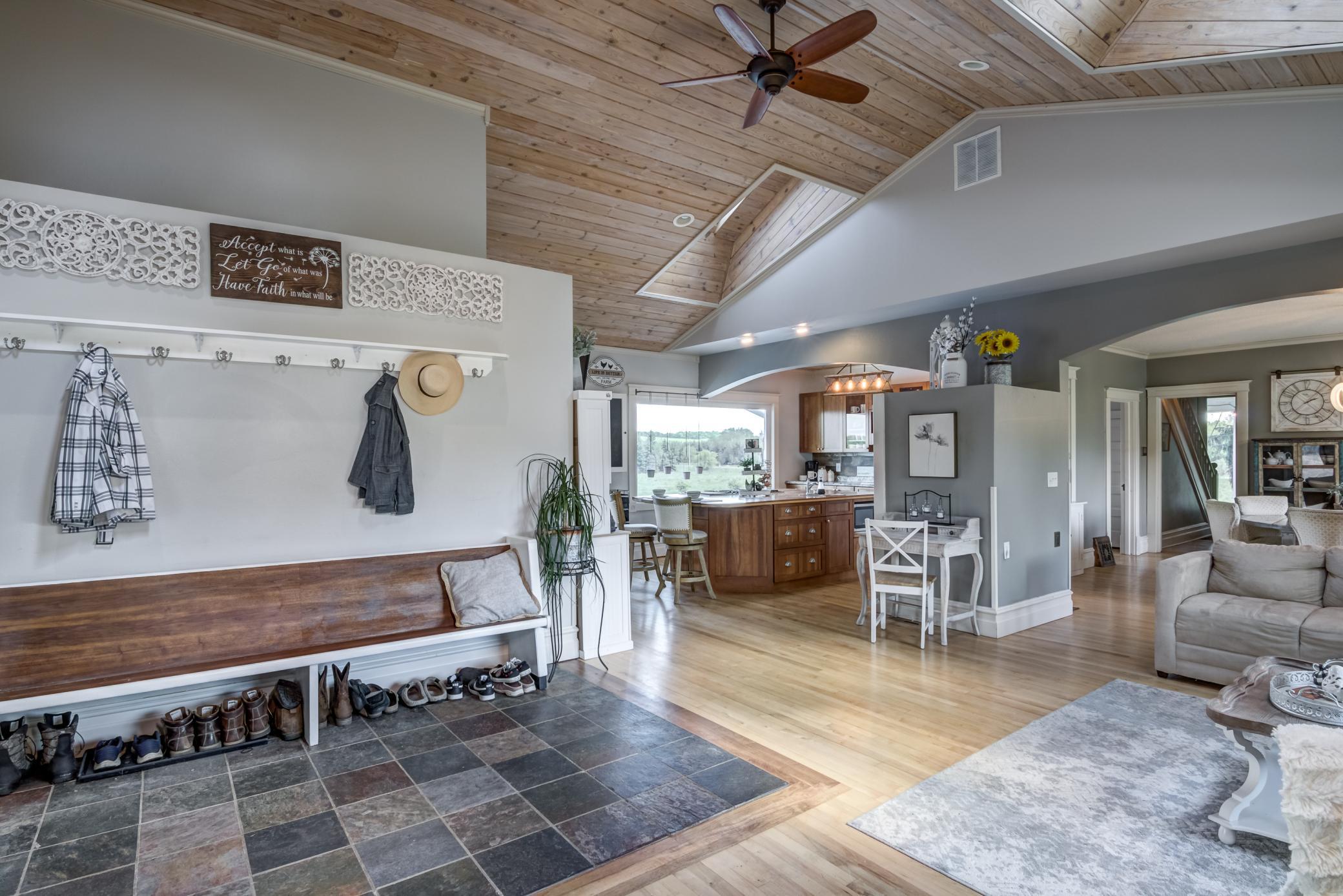 Augusta, Wisconsin, 54722, United States, 4 Bedrooms Bedrooms, ,4 BathroomsBathrooms,Residential,For Sale,2049403
