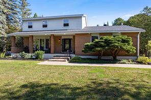 Ottawa, Ontario, K0A 1L0, CA, 4 Bedrooms Bedrooms, ,3 BathroomsBathrooms,Residential,For Sale,1942246