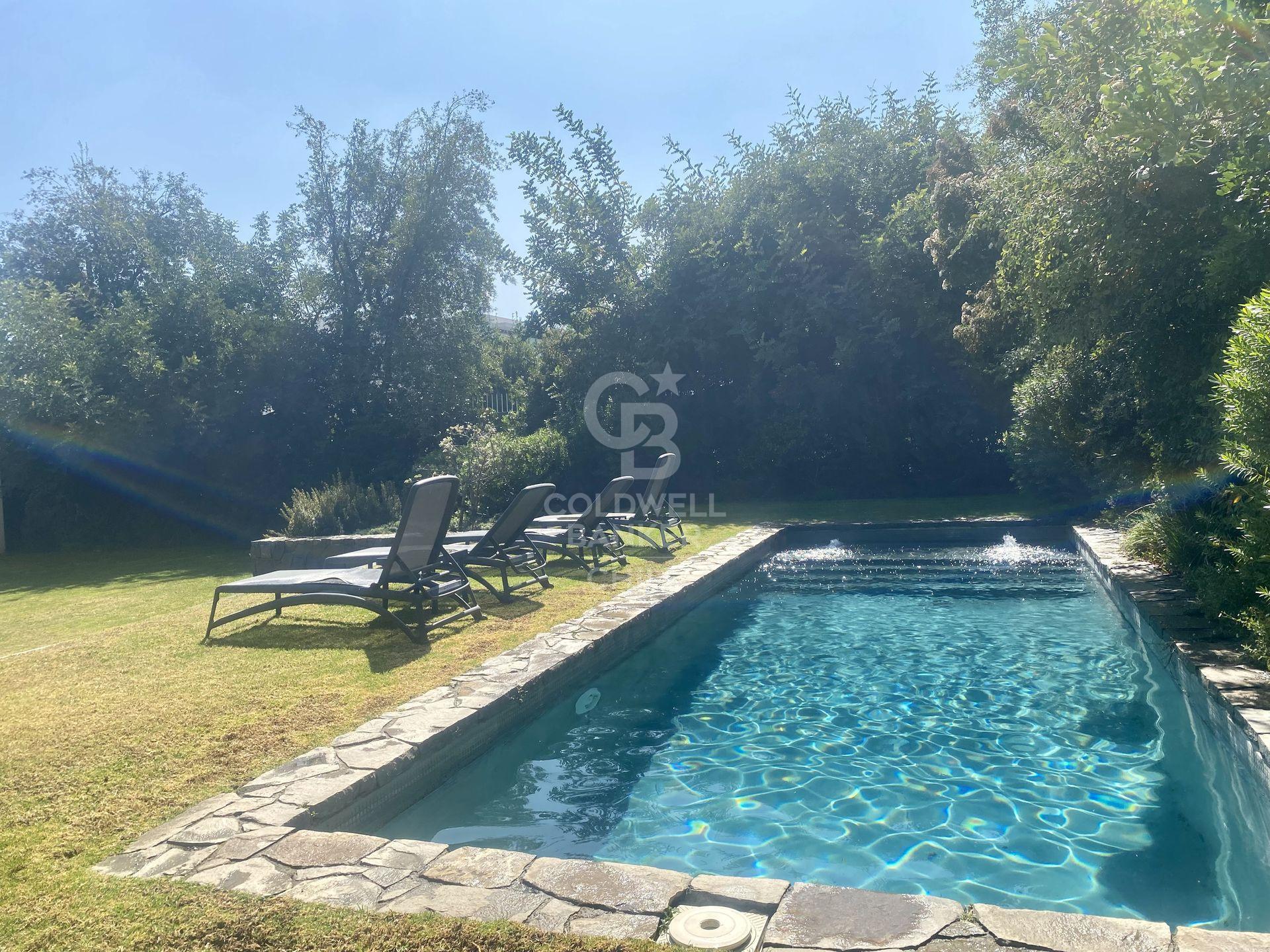 Lo Barnechea, Chile, 7 Bedrooms Bedrooms, ,5 BathroomsBathrooms,Residential,For Sale,1950846
