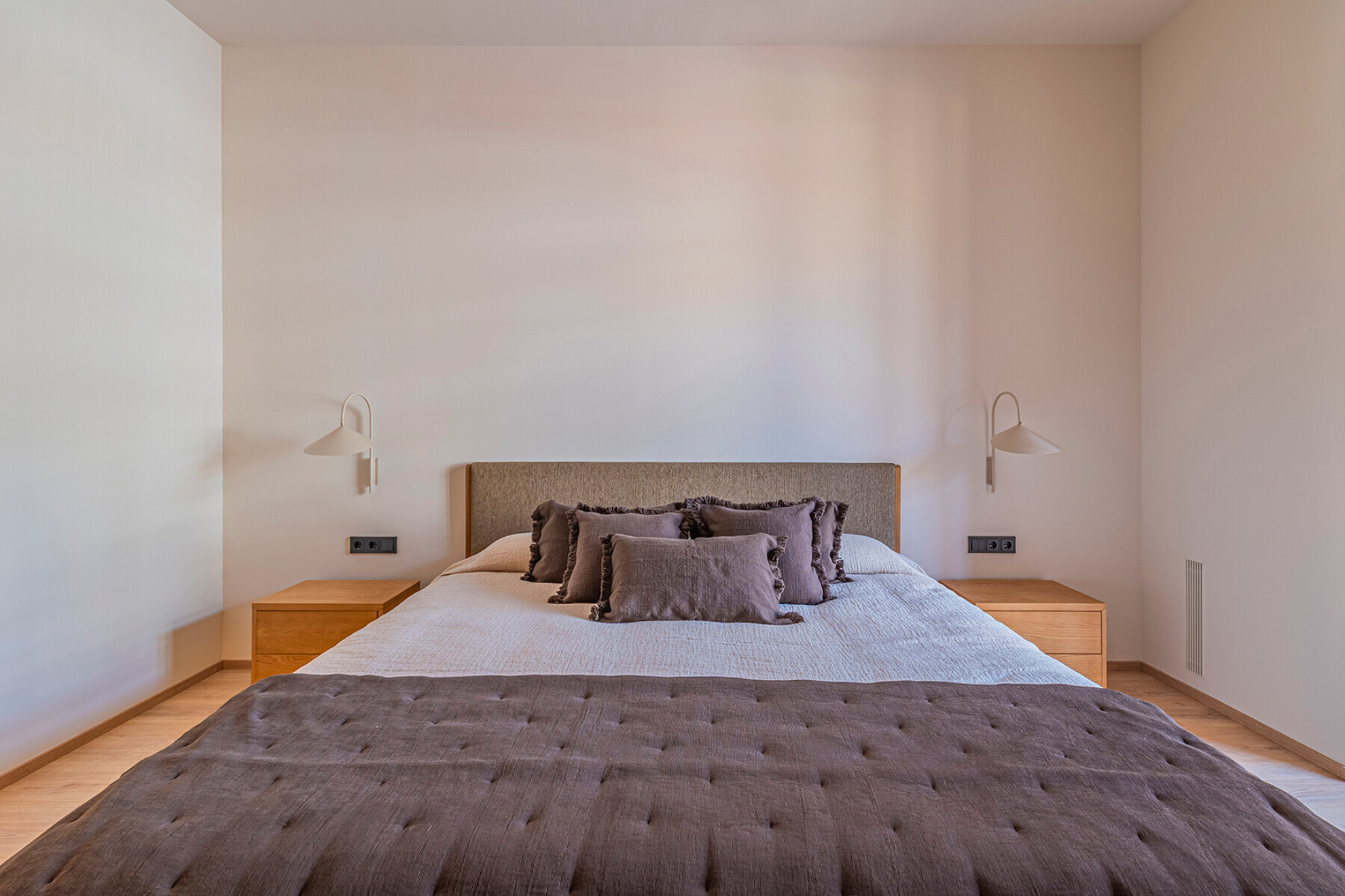  Refurbished modernist apartment in Eixample with luxury finishes - 物件實景
