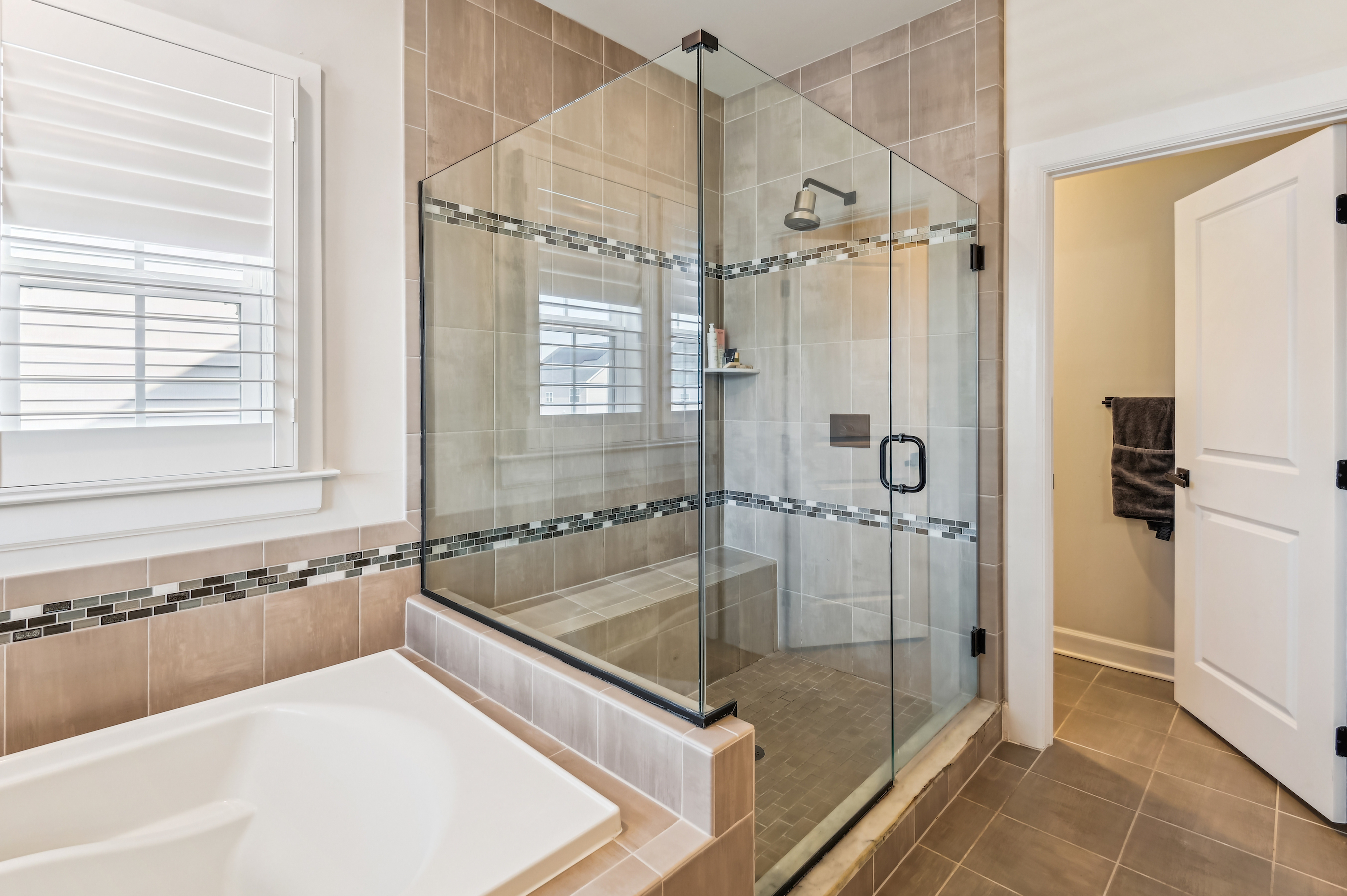  TWO RIVERS - 物件實景