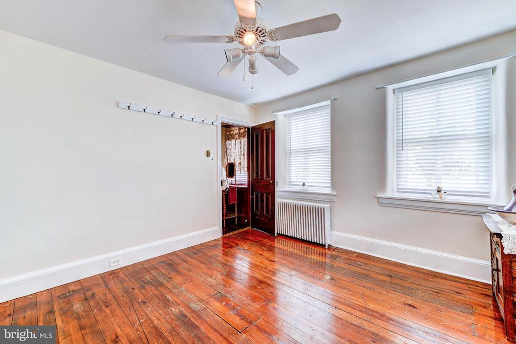 Harleysville, Pennsylvania, 19438, United States, 4 Bedrooms Bedrooms, ,3 BathroomsBathrooms,Residential,For Sale,1912462
