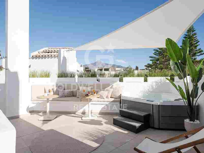 Marbella, Andalusia, ES, 3 Bedrooms Bedrooms, ,3 BathroomsBathrooms,Residential,For Sale,1792745