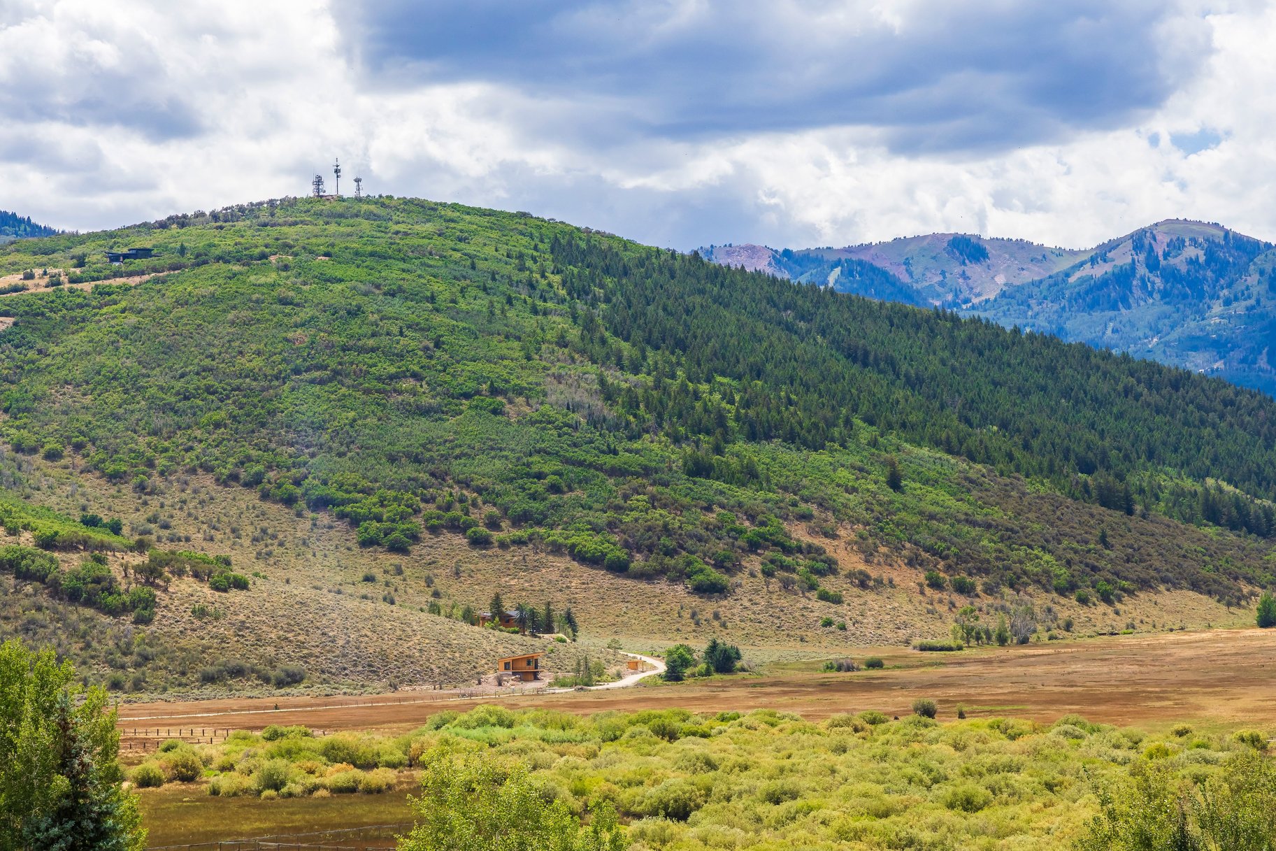  A Rare Old Ranch Road Homesite with Panoramic Ski Mountain Views - 物件實景