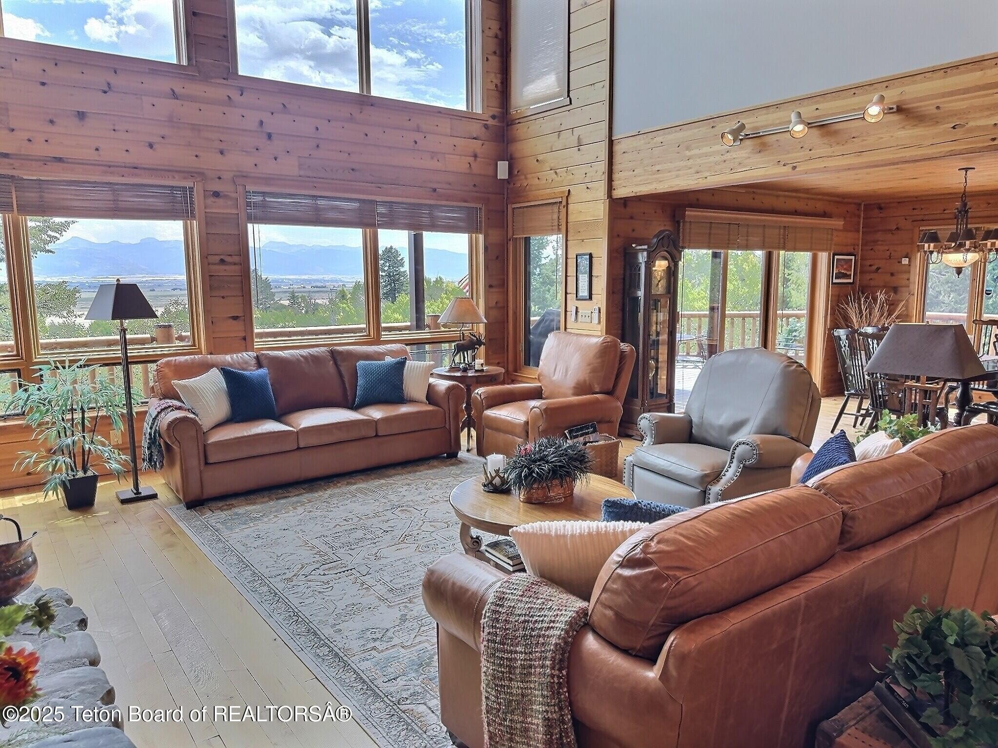 Driggs, Idaho, 83422, United States, 5 Bedrooms Bedrooms, ,4 BathroomsBathrooms,Residential,For Sale,1920435