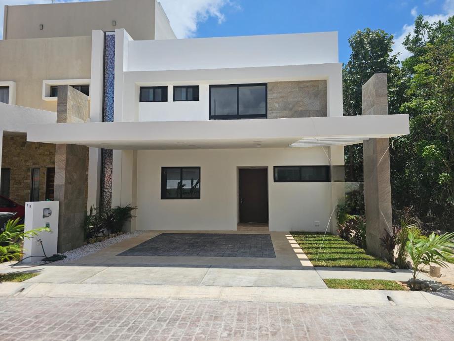 RIO, Benito Juárez, Quintana Roo, 77500, Mexico, 4 Bedrooms Bedrooms, ,3 BathroomsBathrooms,Residential,For Sale,RIO,1577861