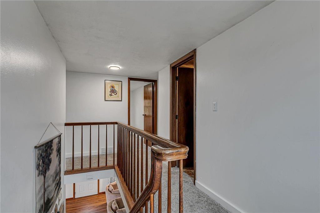 Holdingford, Minnesota, 56340, United States, 5 Bedrooms Bedrooms, ,2 BathroomsBathrooms,Residential,For Sale,1977131