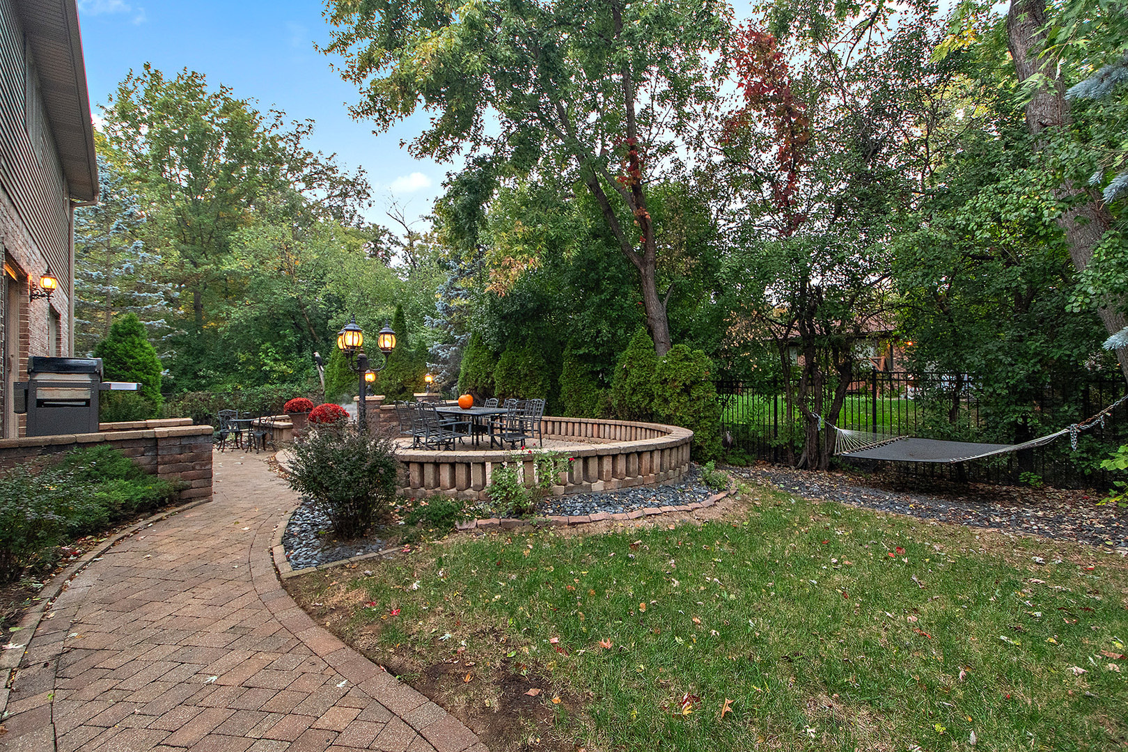 New Lenox, Illinois, 60451, United States, 4 Bedrooms Bedrooms, ,3 BathroomsBathrooms,Residential,For Sale,1974634