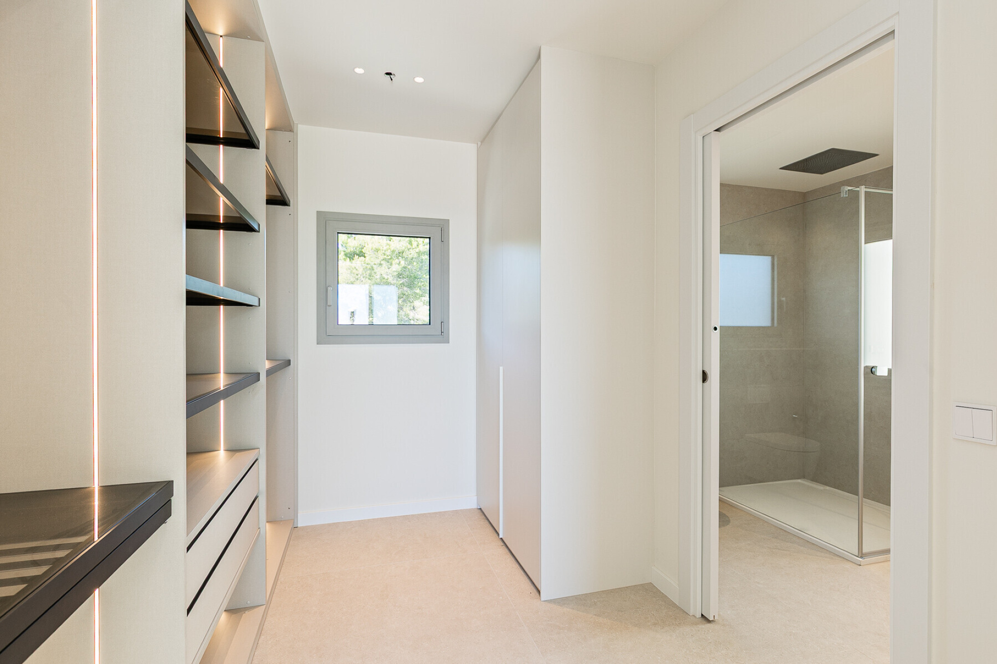  Spectacular luxury 4-bedroom new build villa in La Plana Sitges - 物件實景