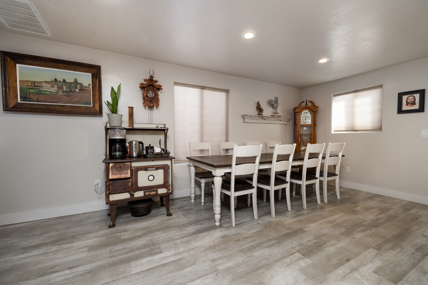 Ballard, Utah, 84066, United States, 2 Bedrooms Bedrooms, ,1 BathroomBathrooms,Residential,For Sale,1977464