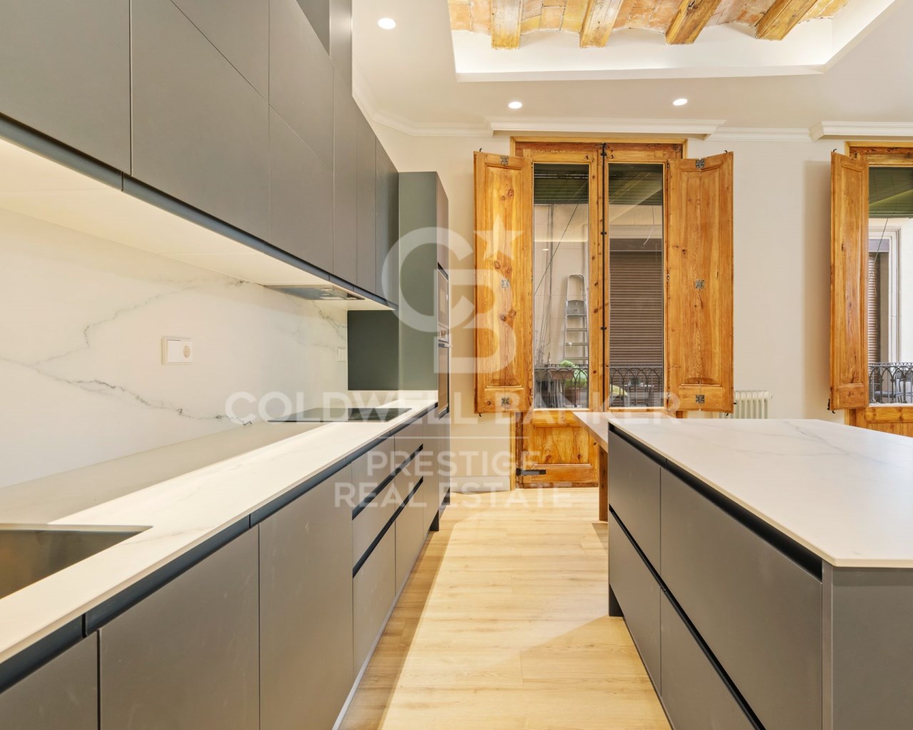 Barcelona, Barcelona, Ciutat Vella, El G?tic Barce, Barcelona, Catalonia, ES, 3 Bedrooms Bedrooms, ,3 BathroomsBathrooms,Residential,For Sale,Barcelona, Barcelona, Ciutat Vella, El G?tic Barce,1628489