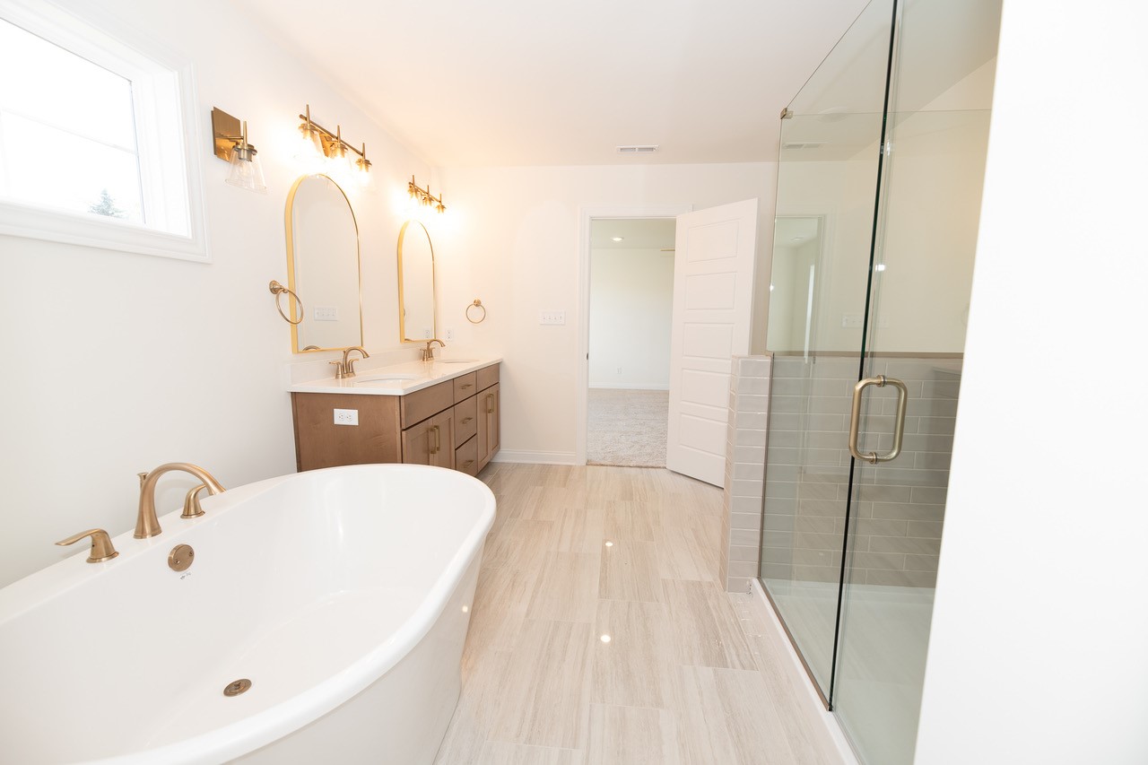 Chesterton, Indiana, 46304, United States, 4 Bedrooms Bedrooms, ,3 BathroomsBathrooms,Residential,For Sale,1982822