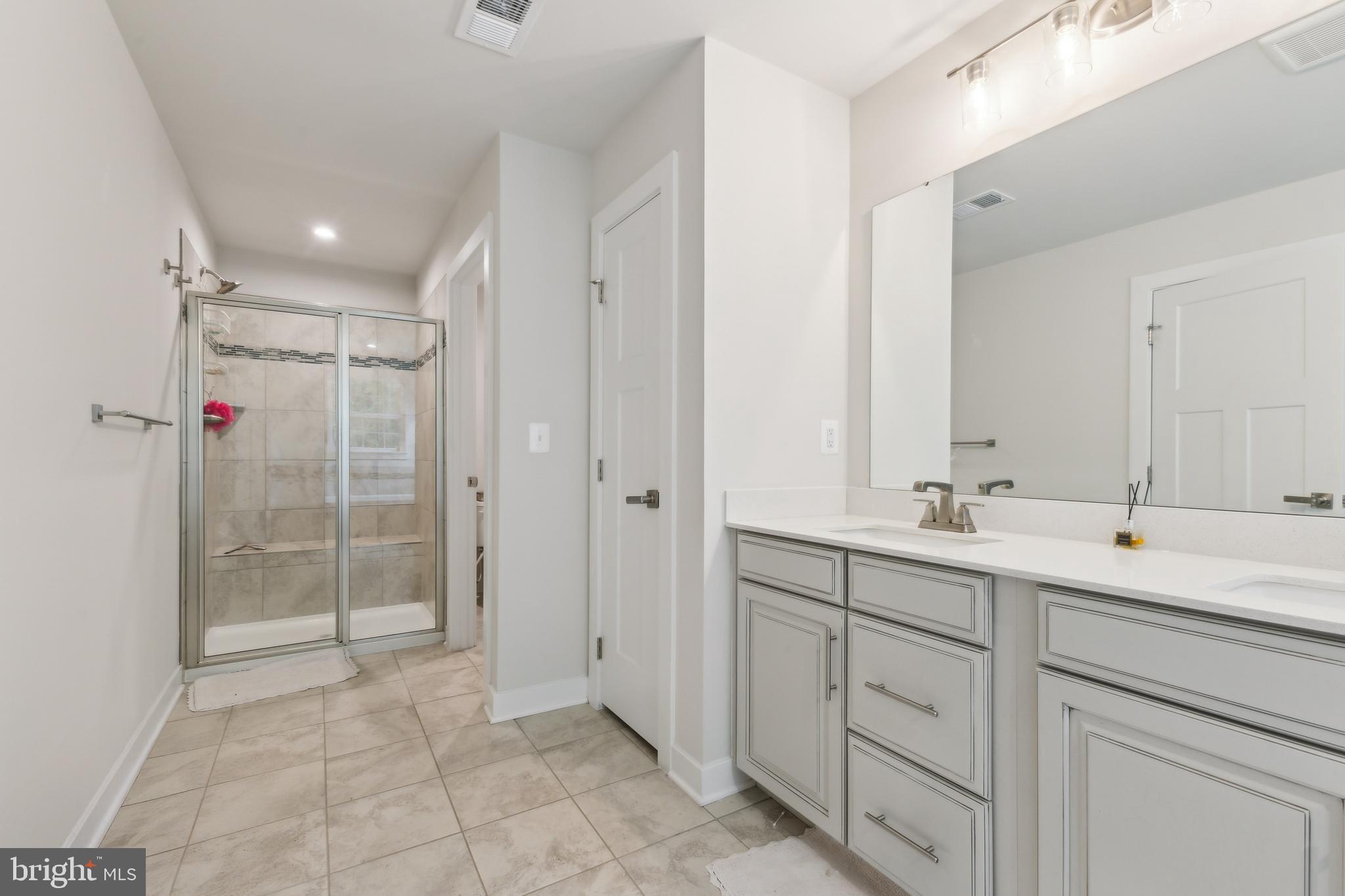 Stafford, Virginia, 22554, United States, 5 Bedrooms Bedrooms, ,5 BathroomsBathrooms,Residential,For Sale,1920840