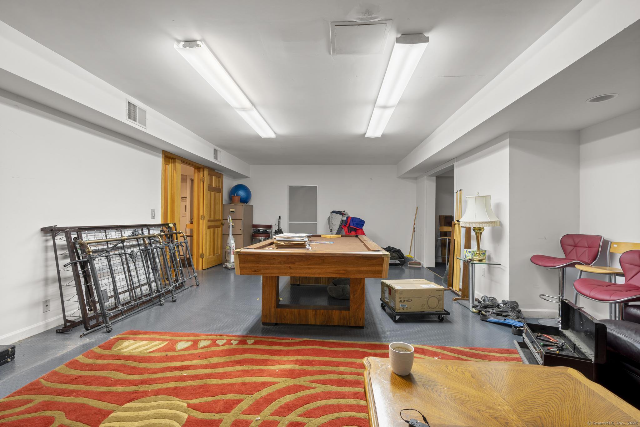 Orange, Connecticut, 06477, United States, 4 Bedrooms Bedrooms, ,8 BathroomsBathrooms,Residential,For Sale,1939481