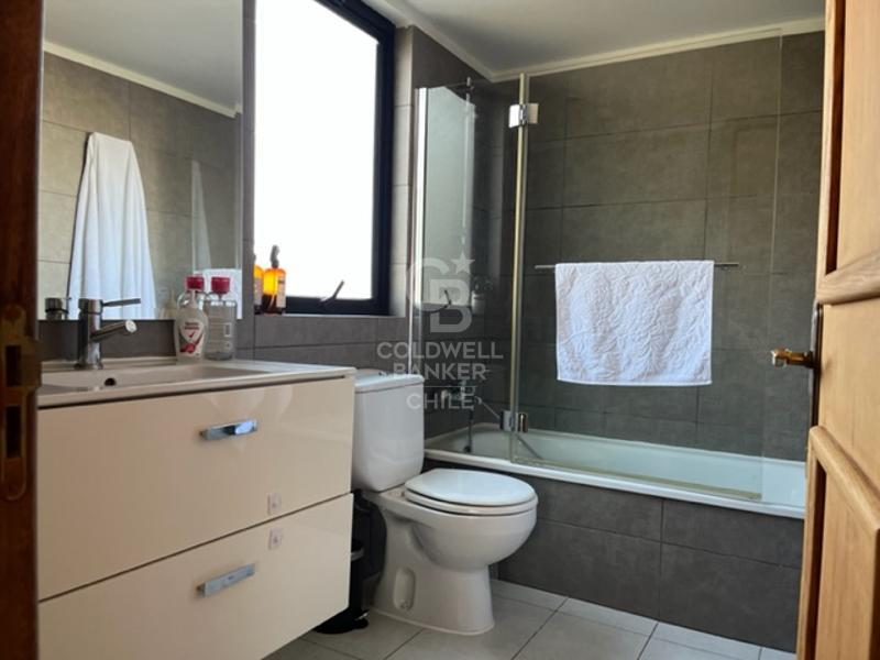 Vitacura, Chile, 4 Bedrooms Bedrooms, ,4 BathroomsBathrooms,Residential,For Sale,1967686