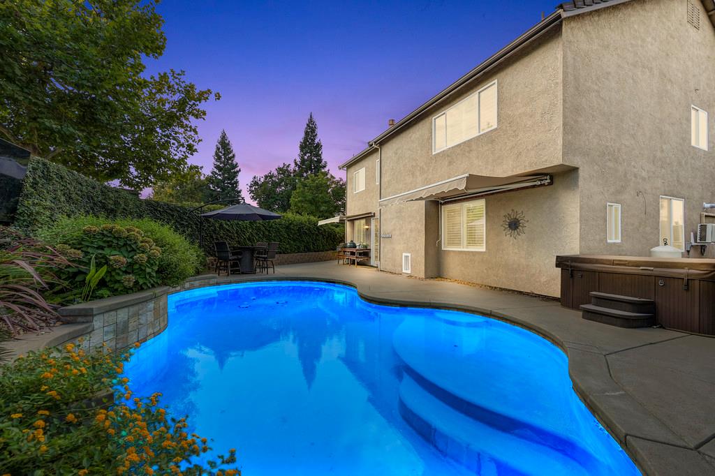 Roseville, California, 95747, United States, 6 Bedrooms Bedrooms, ,4 BathroomsBathrooms,Residential,For Sale,1940337
