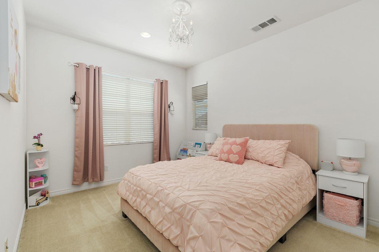 Palm Desert, California, 92211, United States, 4 Bedrooms Bedrooms, ,3 BathroomsBathrooms,Residential,For Sale,1913573