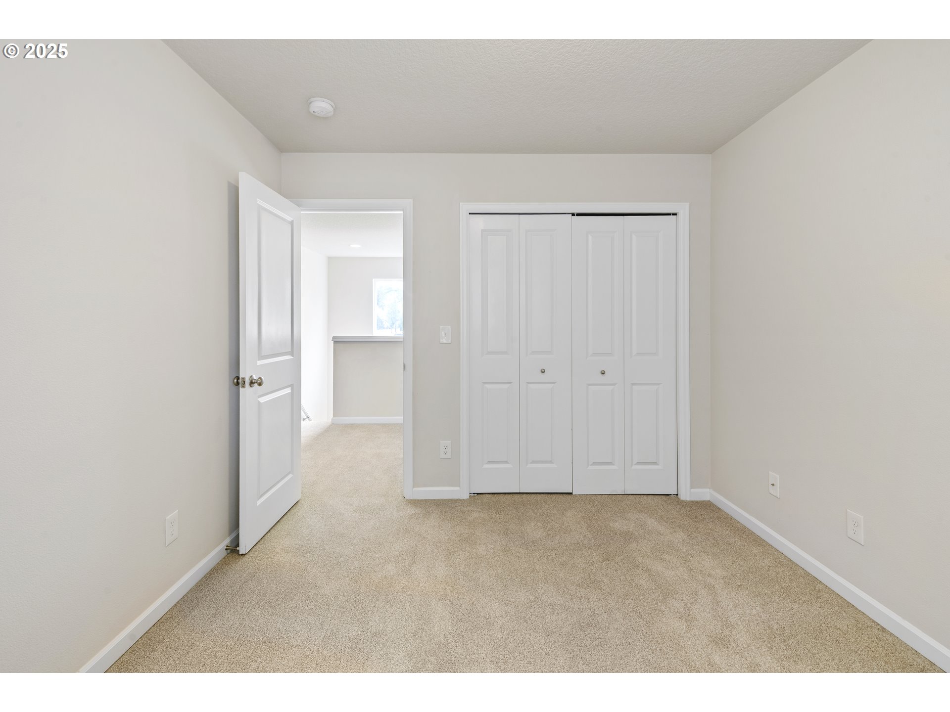 Ridgefield, Washington, 98642, United States, 4 Bedrooms Bedrooms, ,2 BathroomsBathrooms,Residential,For Sale,1970691