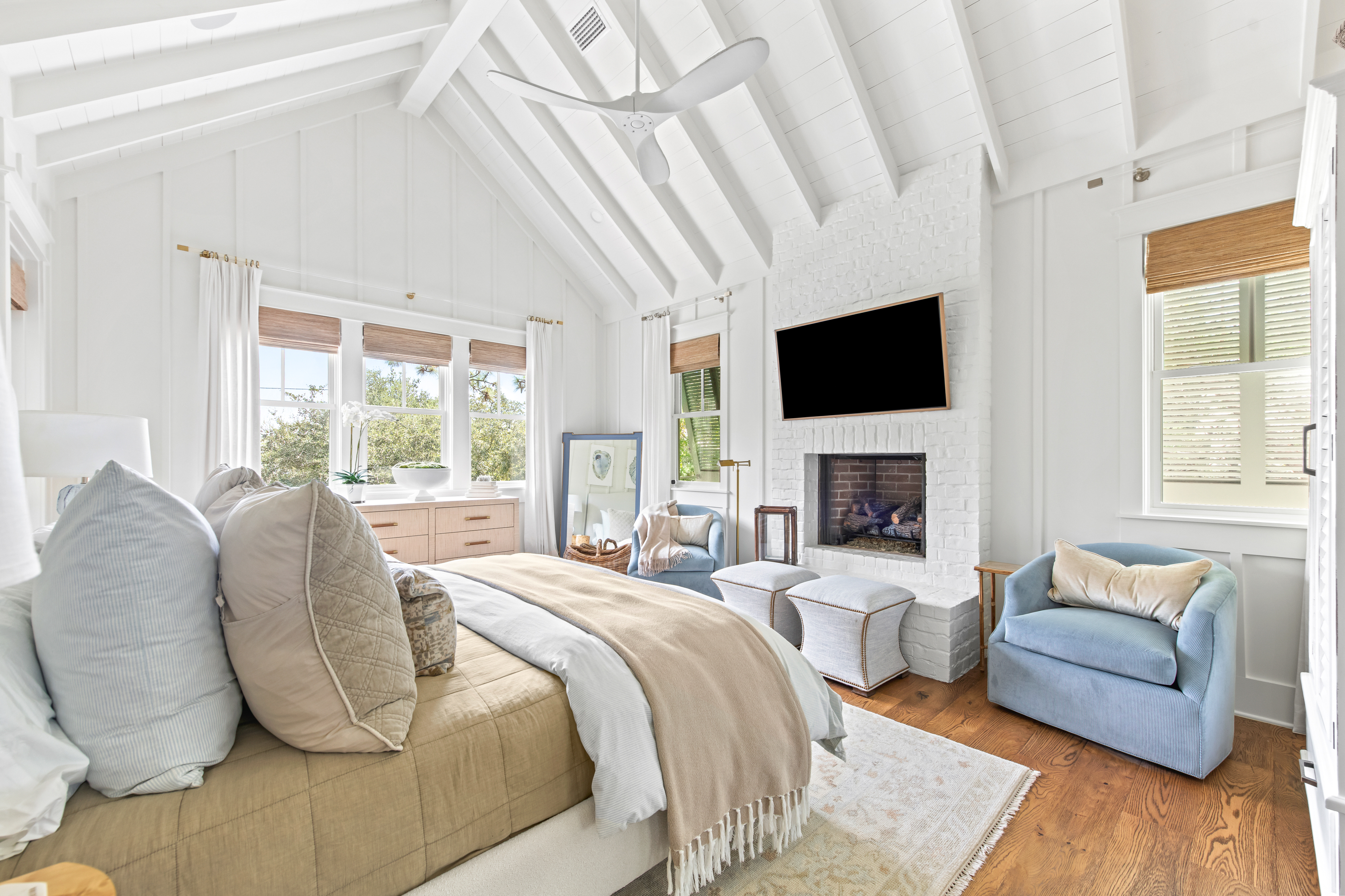  Distinctive Preserve-Backed Seagrove Beach Retreat Near the Gulf - 物件實景