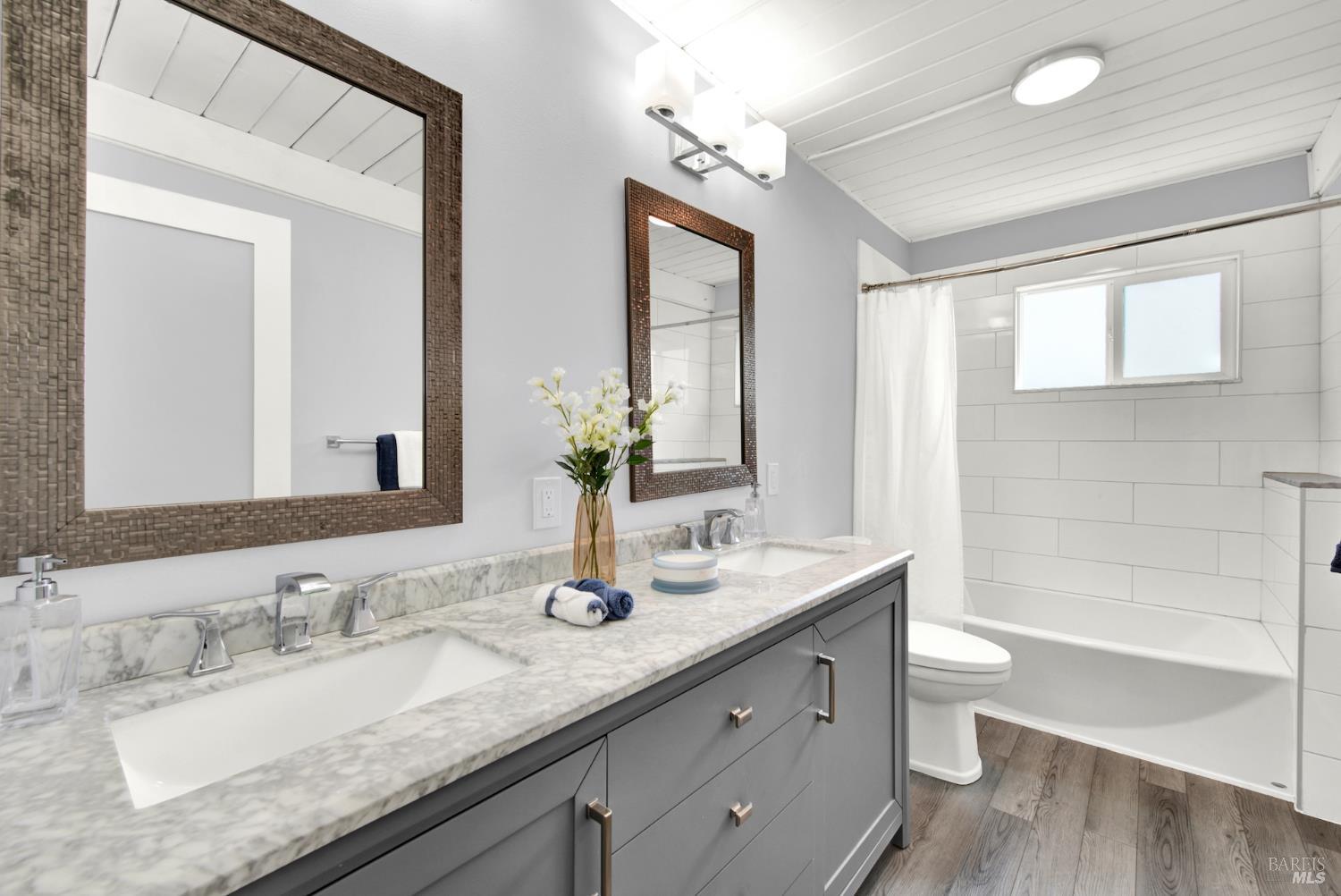 Concord, California, 94520, United States, 2 Bedrooms Bedrooms, ,2 BathroomsBathrooms,Residential,For Sale,1898590