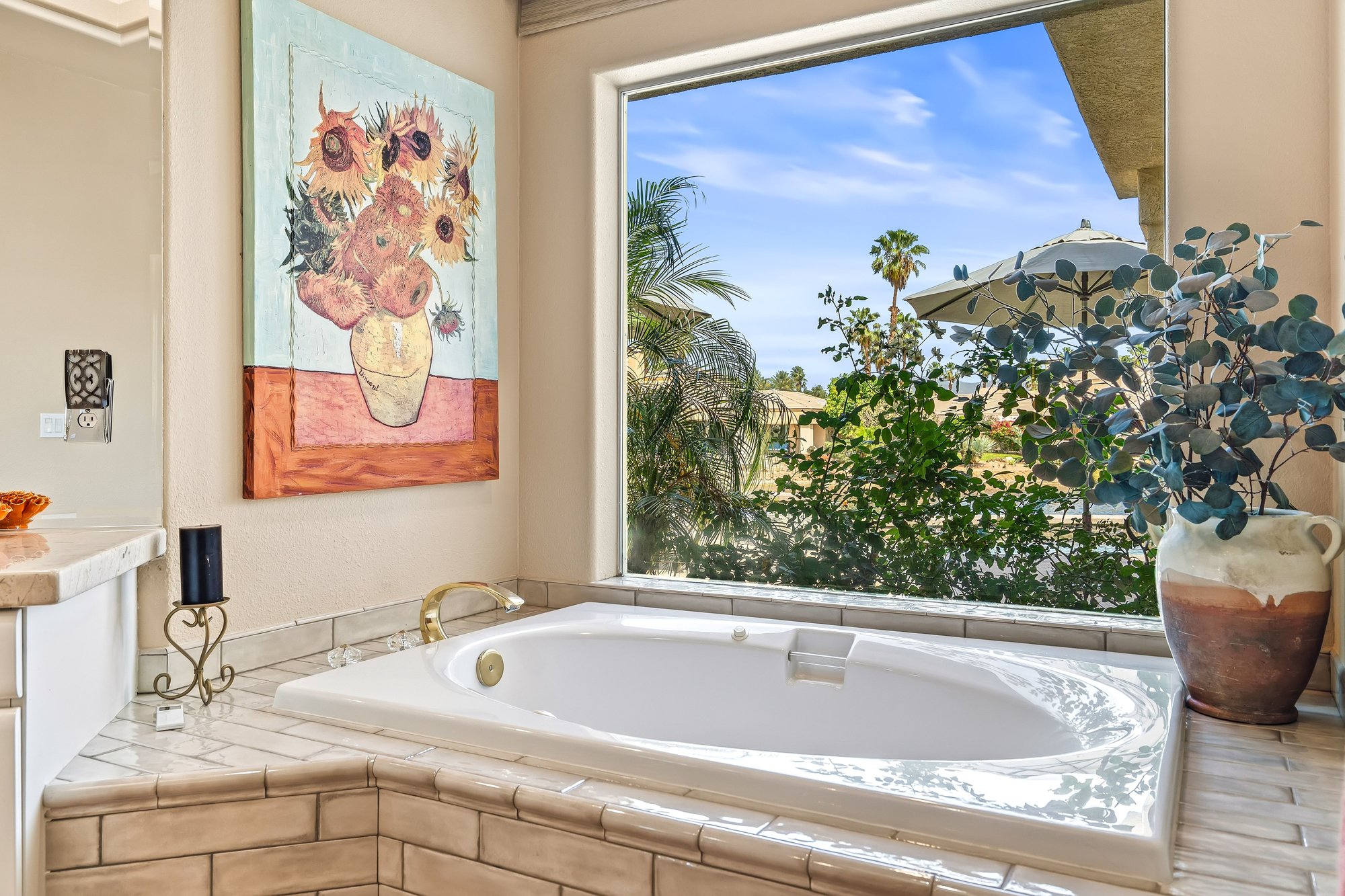  where  desert light meets the water’s edge - 物件實景