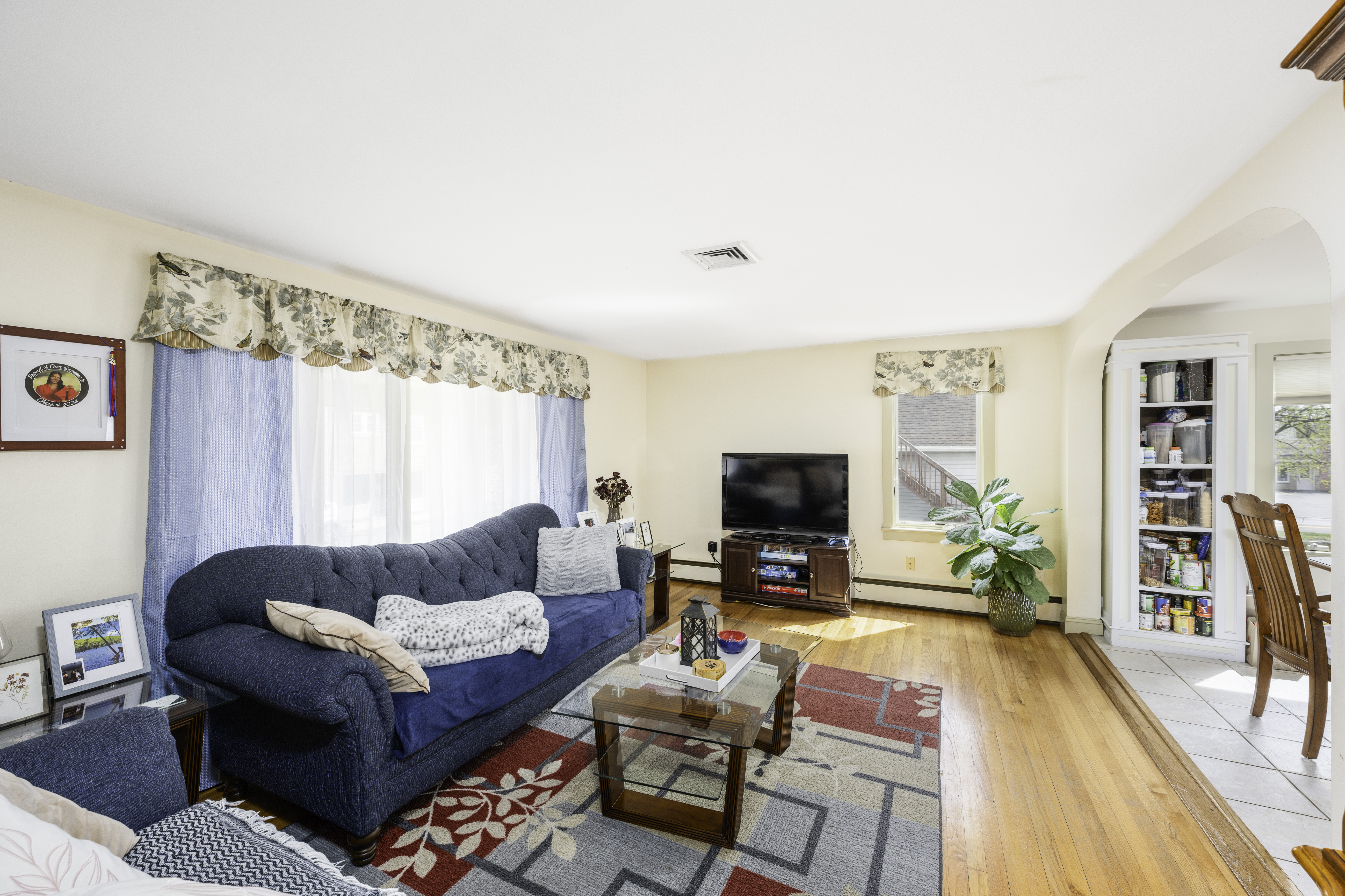 Wappingers Falls, New York, 12590, United States, 4 Bedrooms Bedrooms, ,3 BathroomsBathrooms,Residential,For Sale,1935823