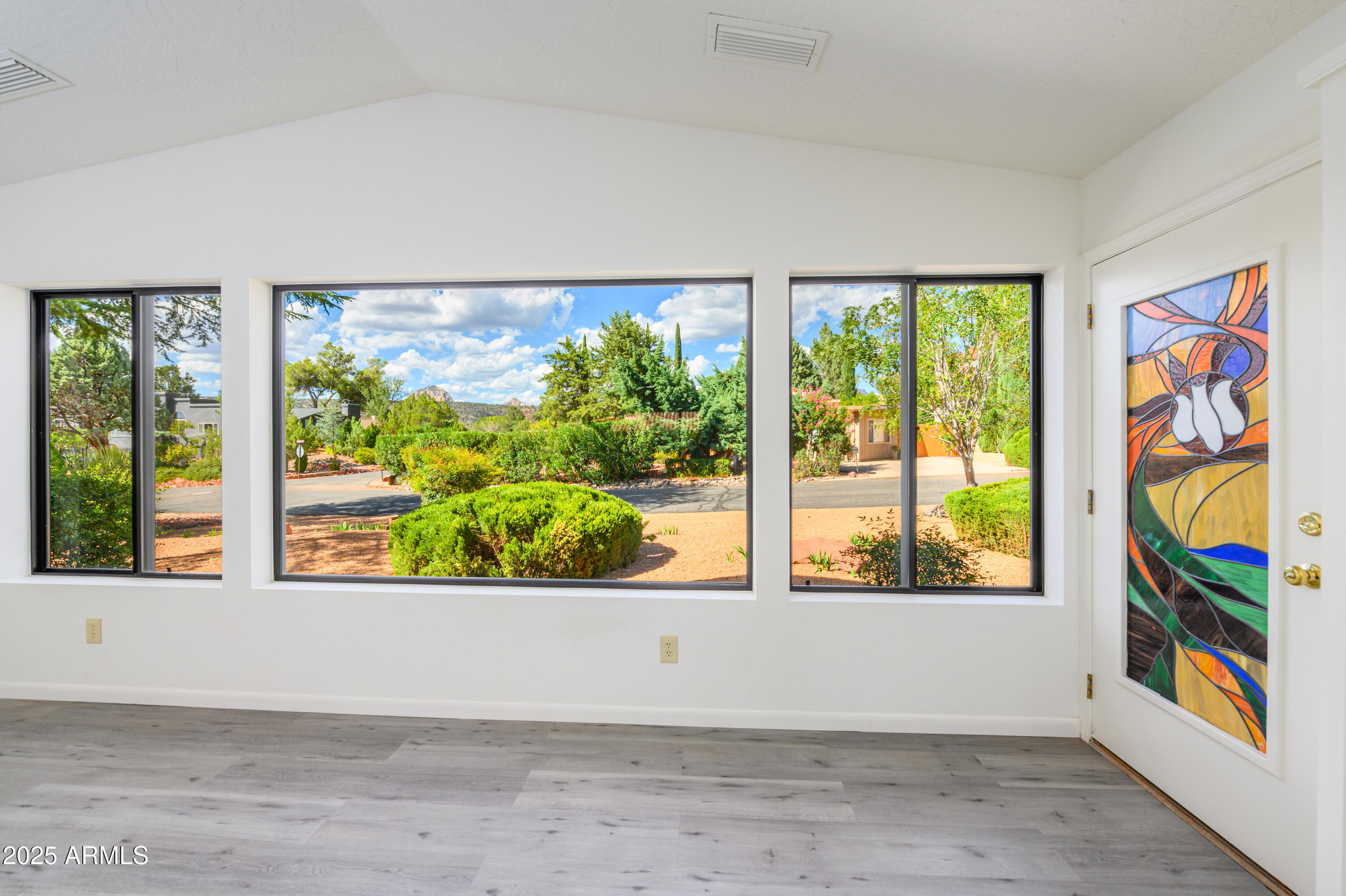 Sedona, Arizona, 86336, United States, 3 Bedrooms Bedrooms, ,Residential,For Sale,1948014