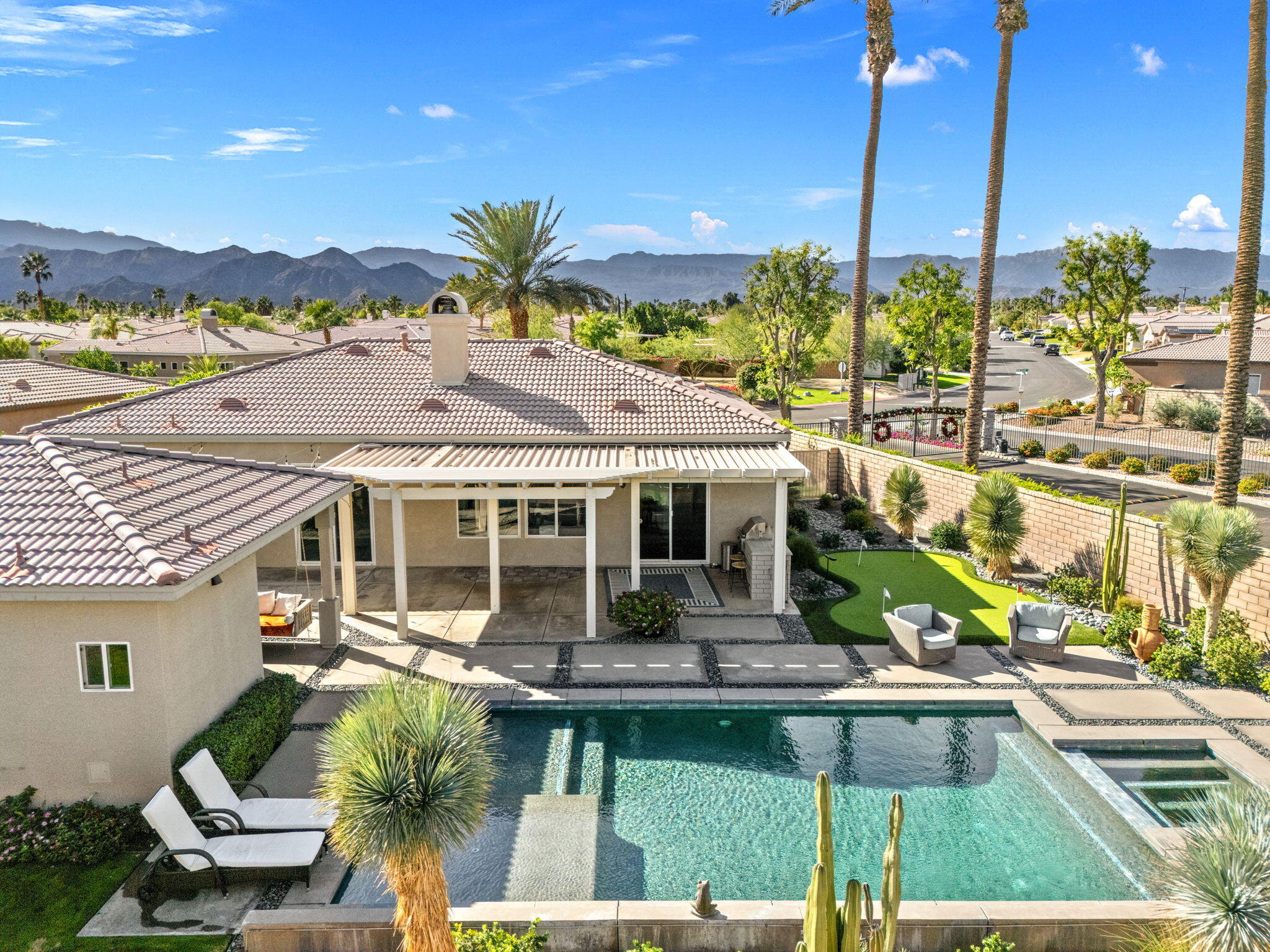 La Quinta, California, 92253, United States, 5 Bedrooms Bedrooms, ,3 BathroomsBathrooms,Residential,For Sale,1998389