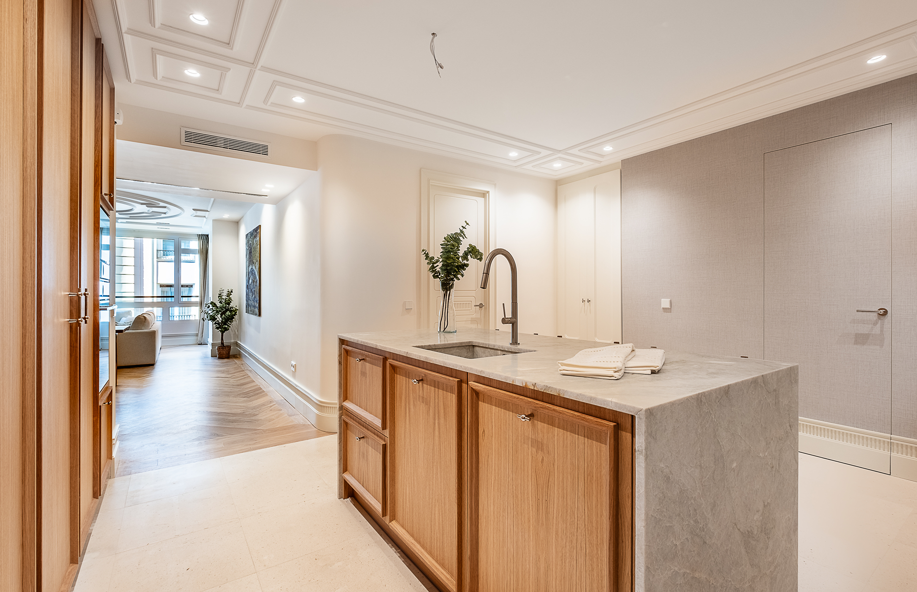  Renovated flat with terrace and garage in Almagro - 物件實景
