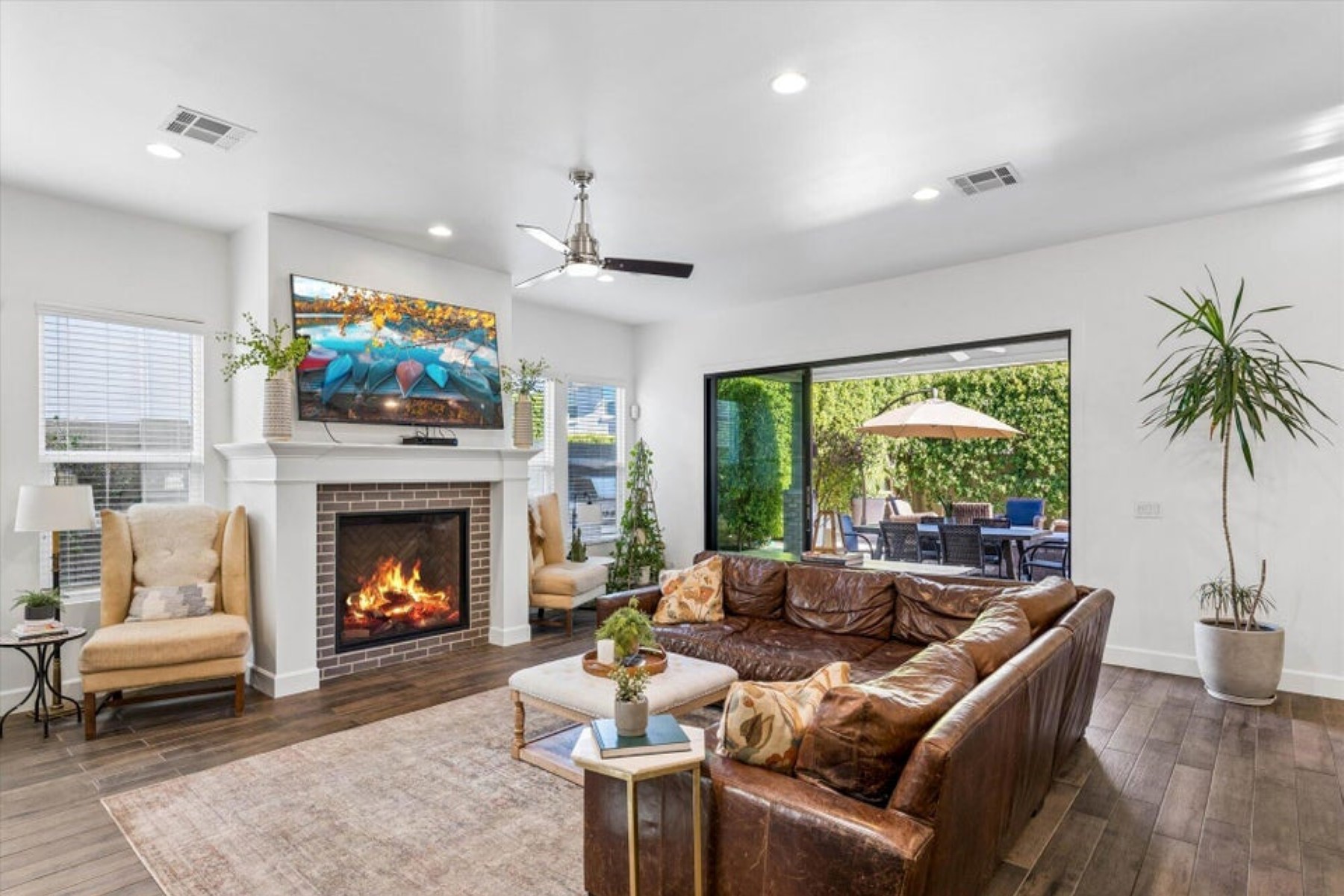  3829 E Crittenden Lane, Phoenix, AZ 85018 - 物件實景