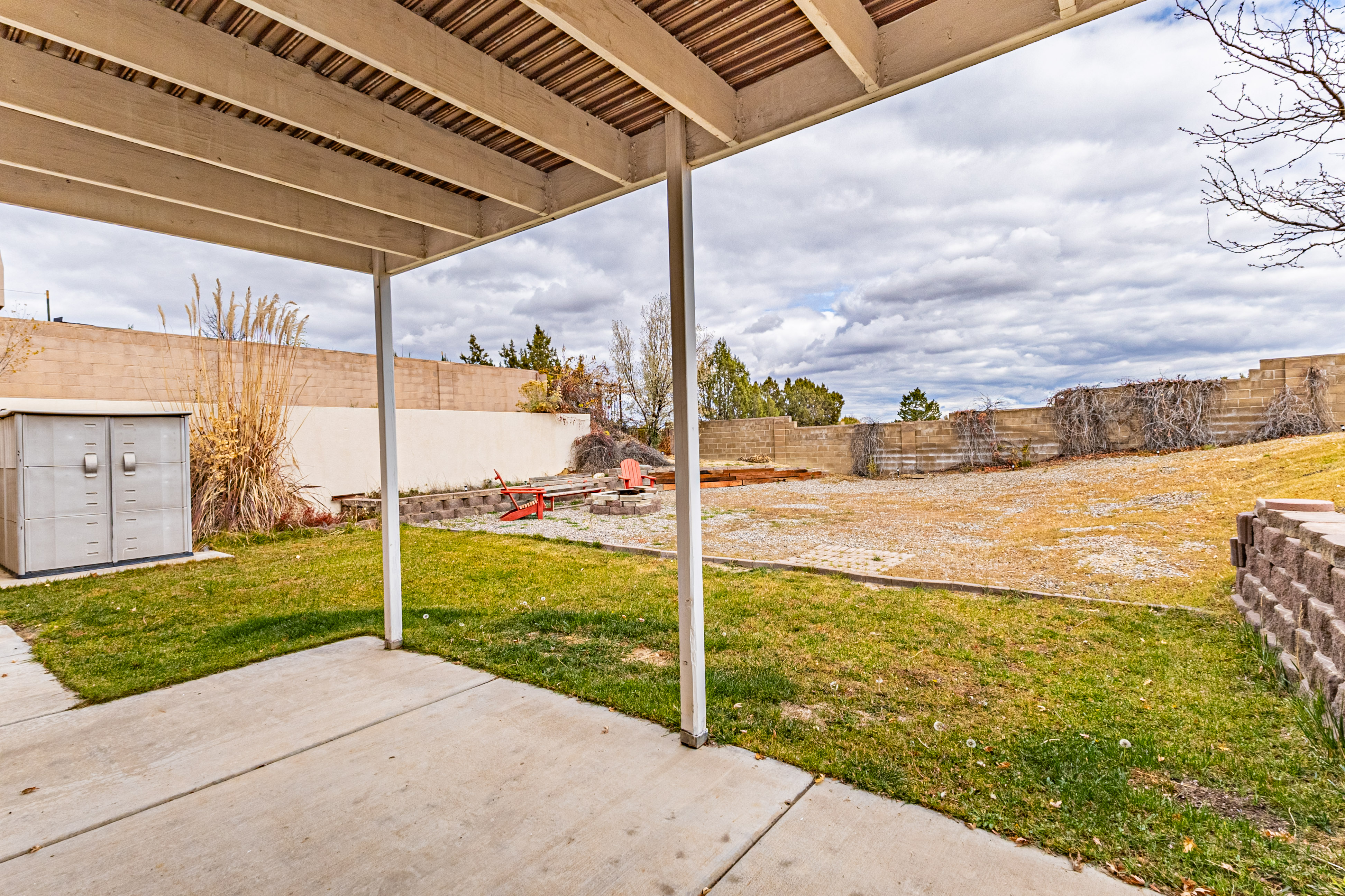 Farmington, New Mexico, 87402, United States, 4 Bedrooms Bedrooms, ,3 BathroomsBathrooms,Residential,For Sale,1995181