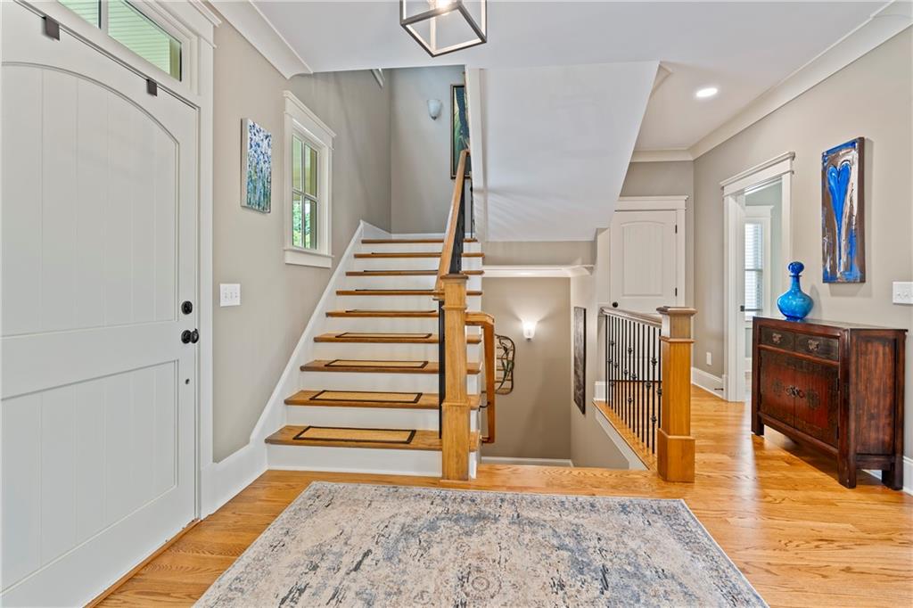 Marietta, Georgia, 30060, United States, 5 Bedrooms Bedrooms, ,4 BathroomsBathrooms,Residential,For Sale,1973923