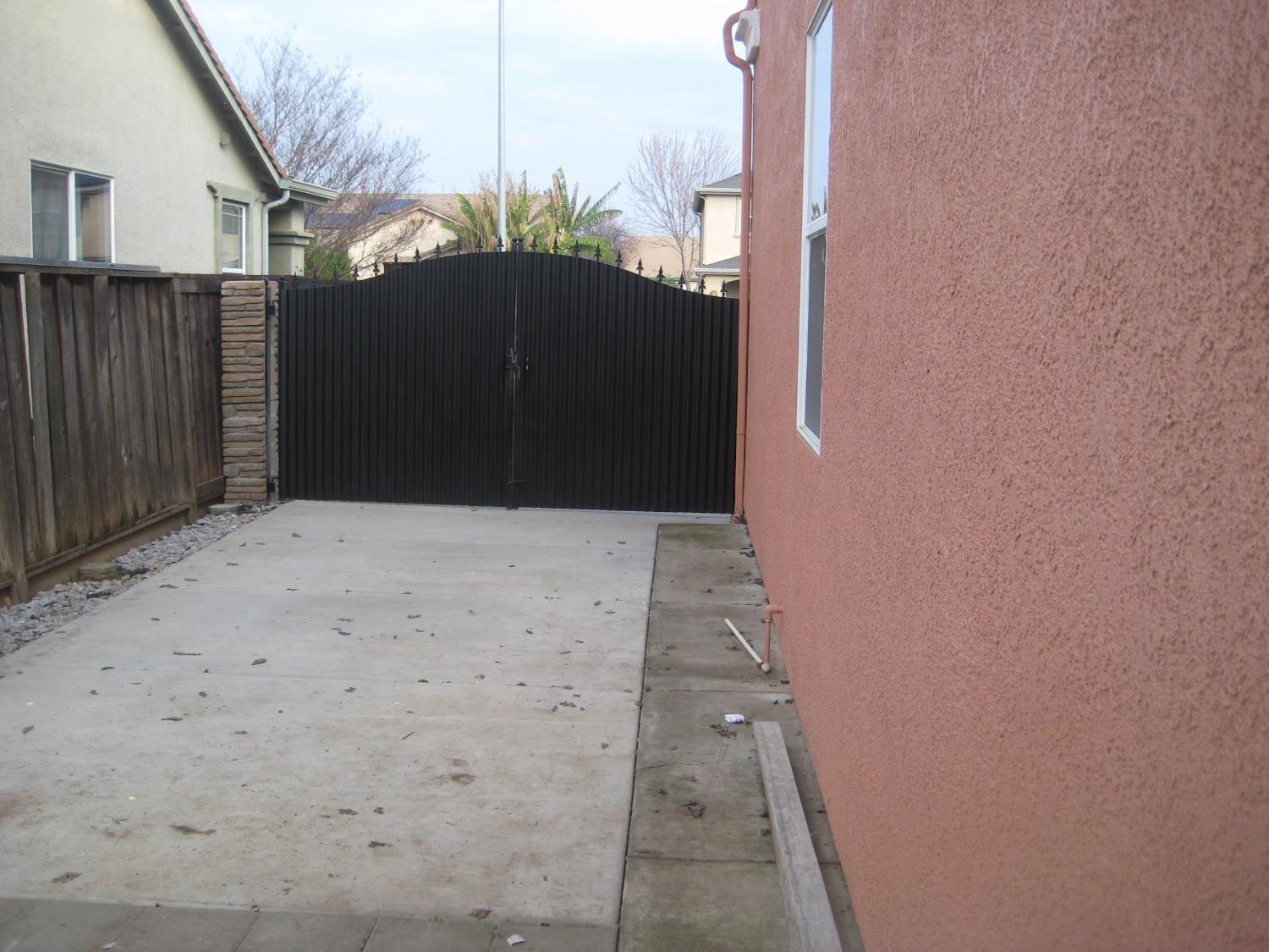 Live Oak, California, 95953, United States, 6 Bedrooms Bedrooms, ,4 BathroomsBathrooms,Residential,For Sale,2012382