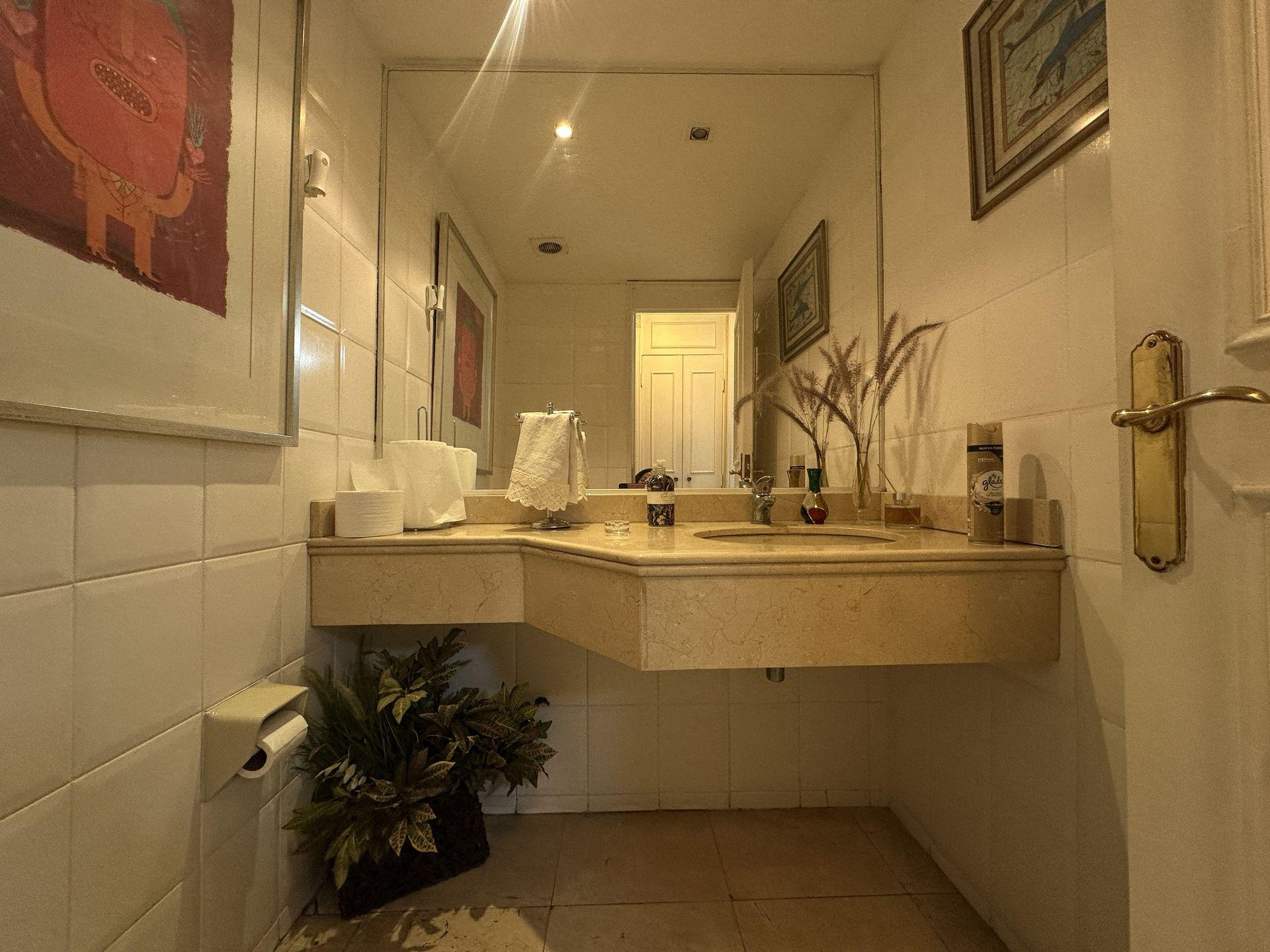 Vitacura, Chile, 3 Bedrooms Bedrooms, ,3 BathroomsBathrooms,Residential,For Sale,1911226