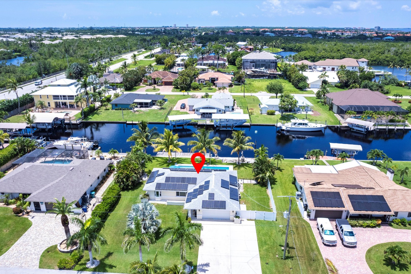 Fort Myers, Florida, 33919, United States, 3 Bedrooms Bedrooms, ,2 BathroomsBathrooms,Residential,For Sale,1935078