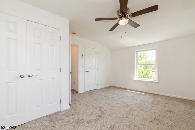 Franklin Twp., New Jersey, 08825, United States, 2 Bedrooms Bedrooms, ,3 BathroomsBathrooms,Residential,For Sale,1820941