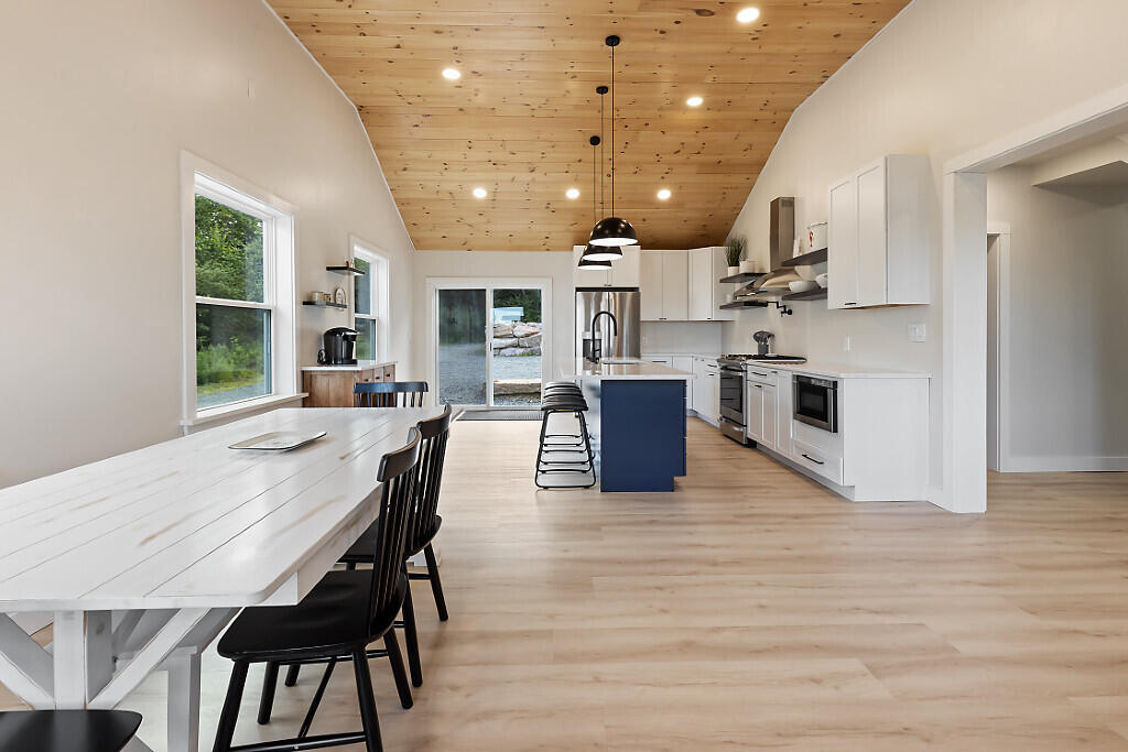 Gouldsboro, Maine, 04607, United States, 3 Bedrooms Bedrooms, ,2 BathroomsBathrooms,Residential,For Sale,1901122