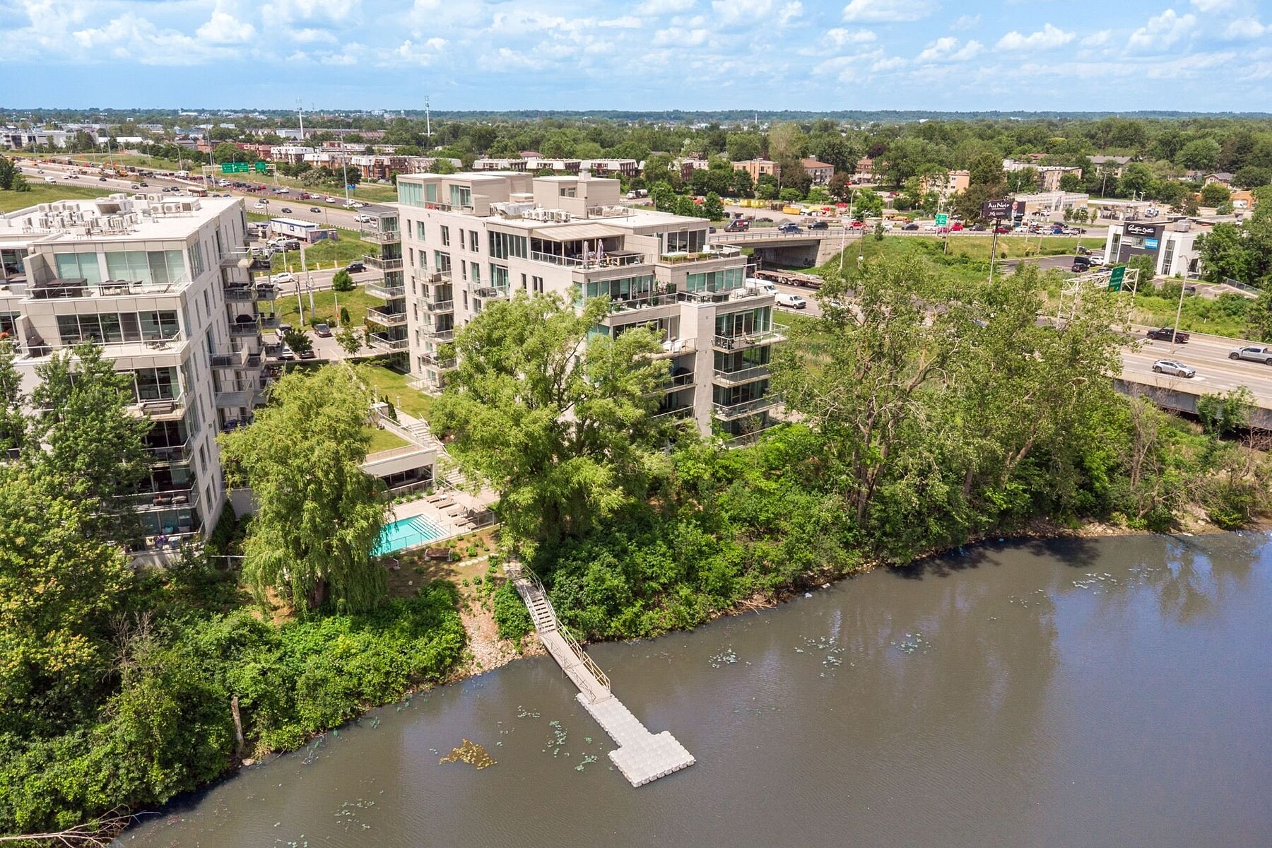  Boisbriand, Laurentides - 物件實景