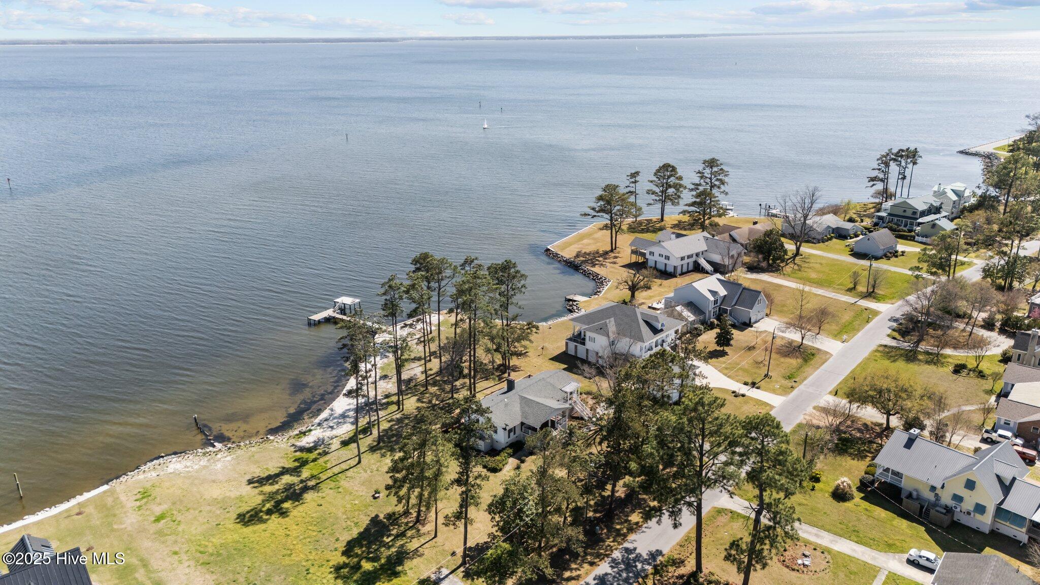 Oriental, North Carolina, 28571, United States, 3 Bedrooms Bedrooms, ,2 BathroomsBathrooms,Residential,For Sale,1761894