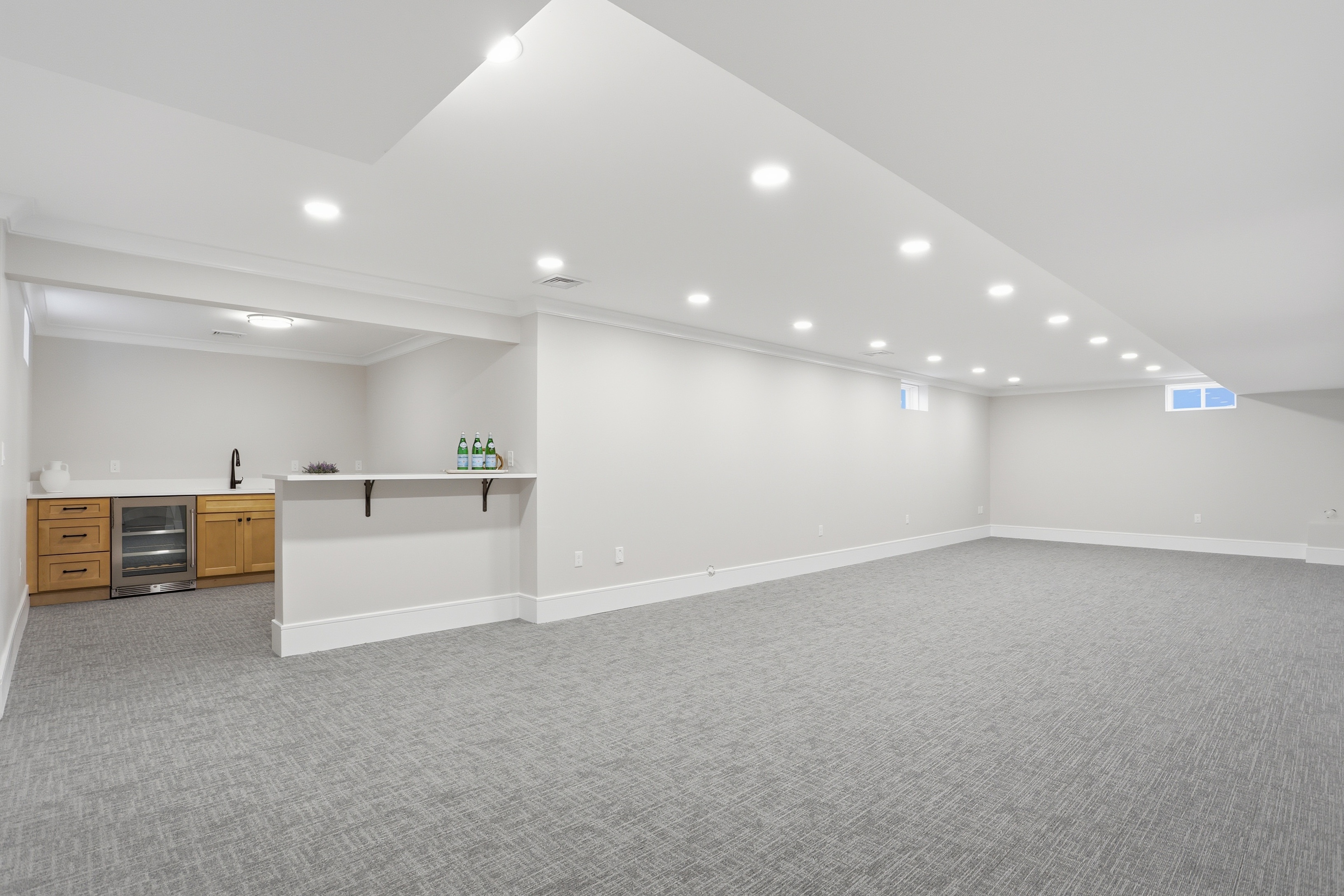  6 Lane Avenue, Bedford, MA 01730 - 物件實景
